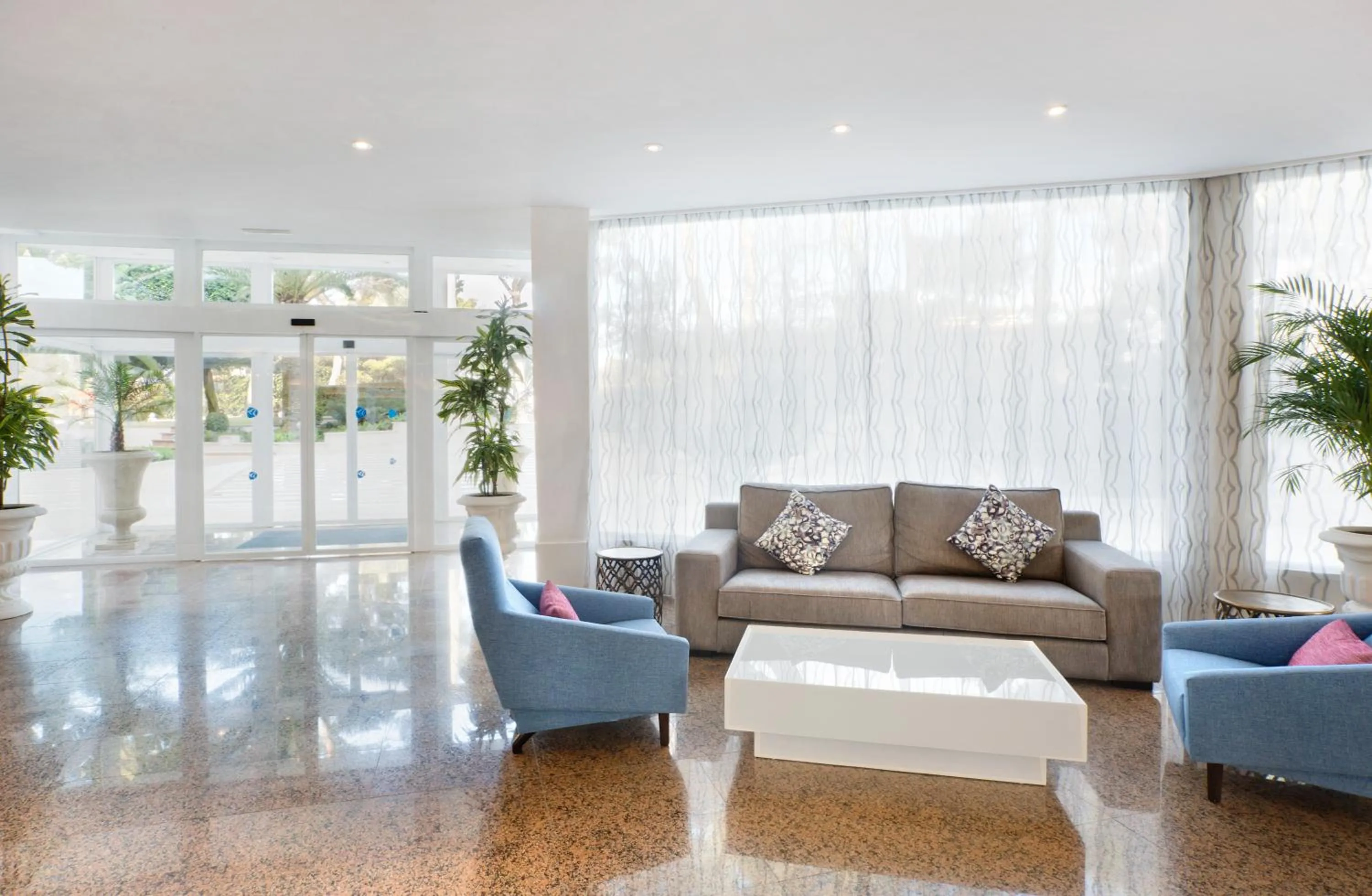 Lobby or reception in Grupotel Orient