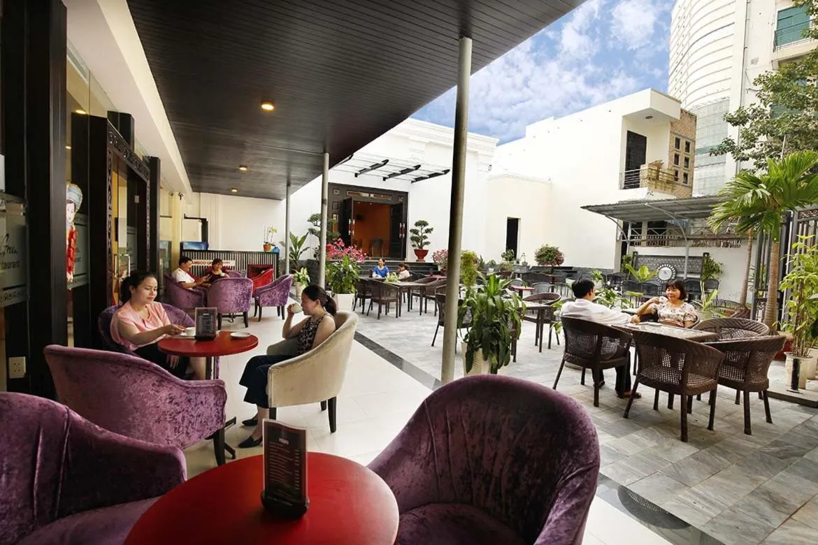 Bamboo Green Riverside Hotel