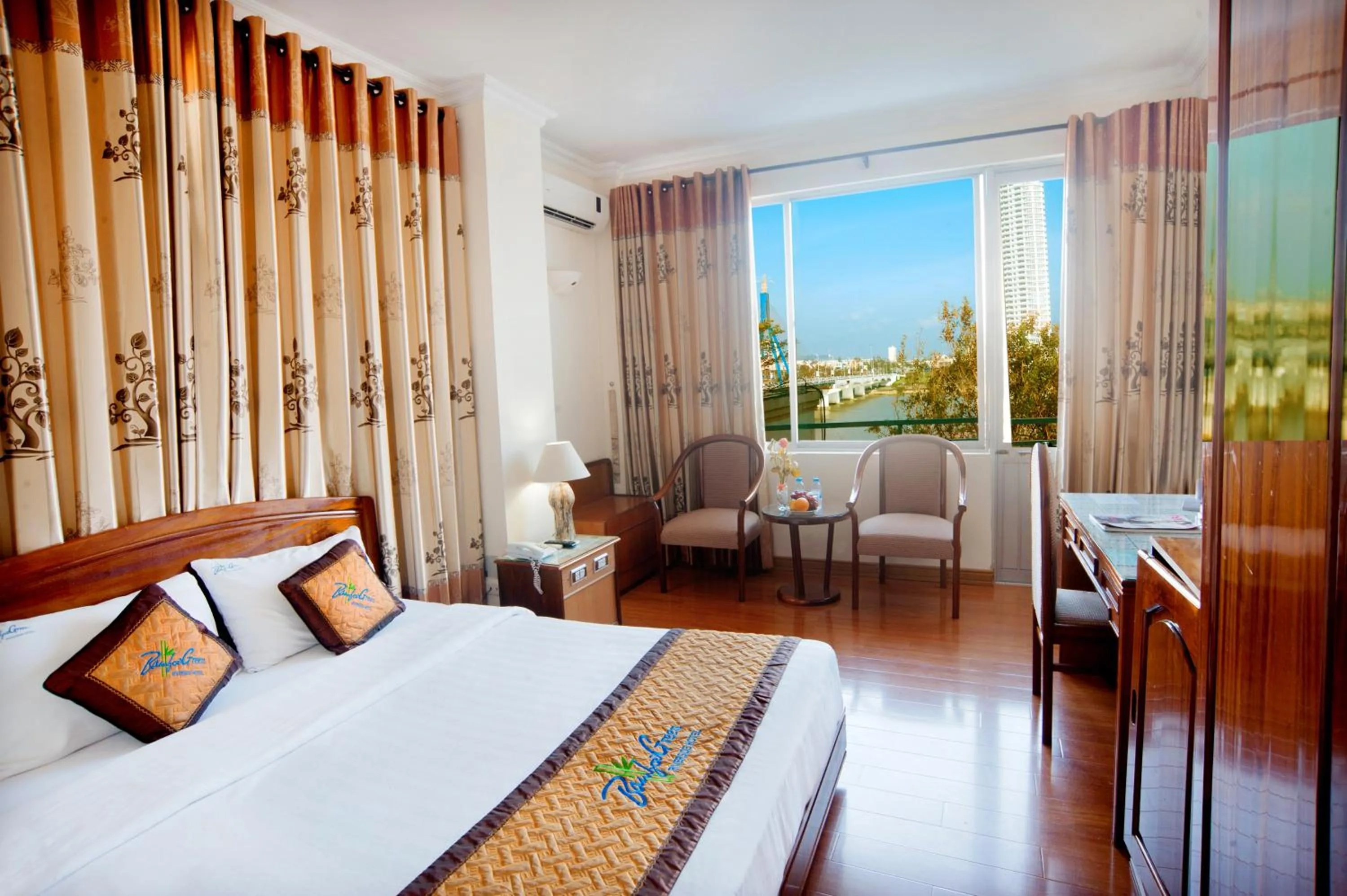 Photo of the whole room, Bed in Bamboo Green Riverside Hotel