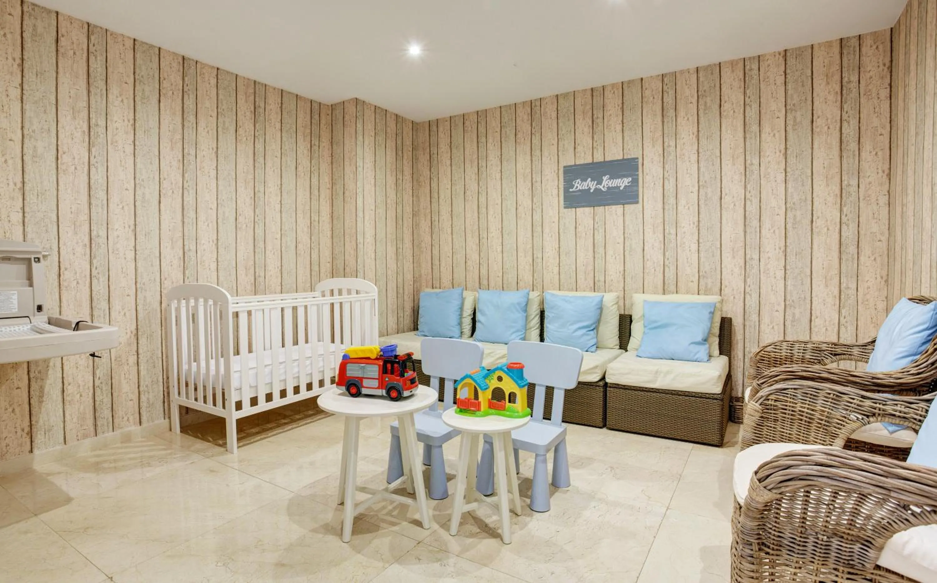 cot in Grupotel Mar de Menorca