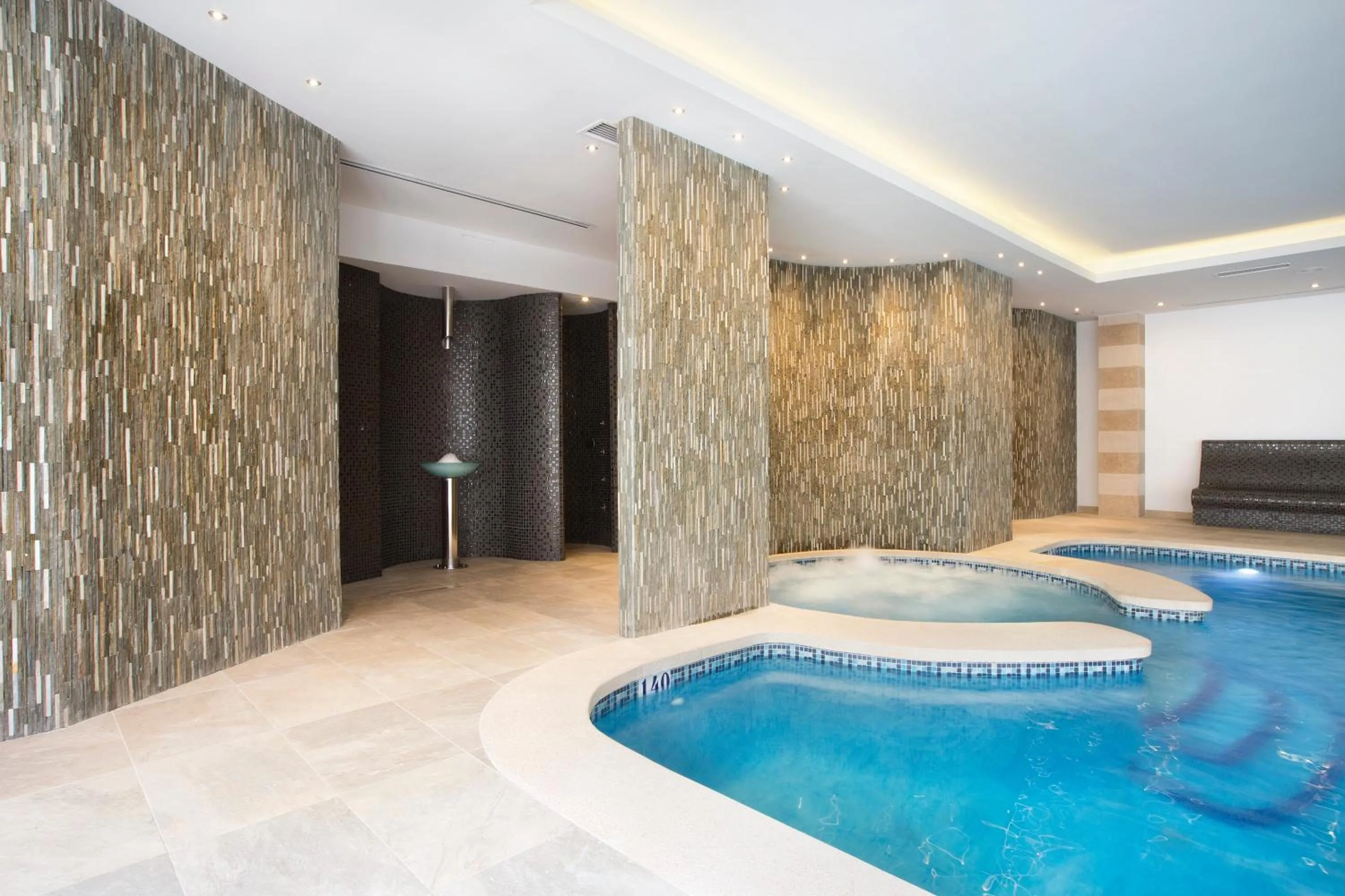 Swimming pool in Grupotel Taurus Park