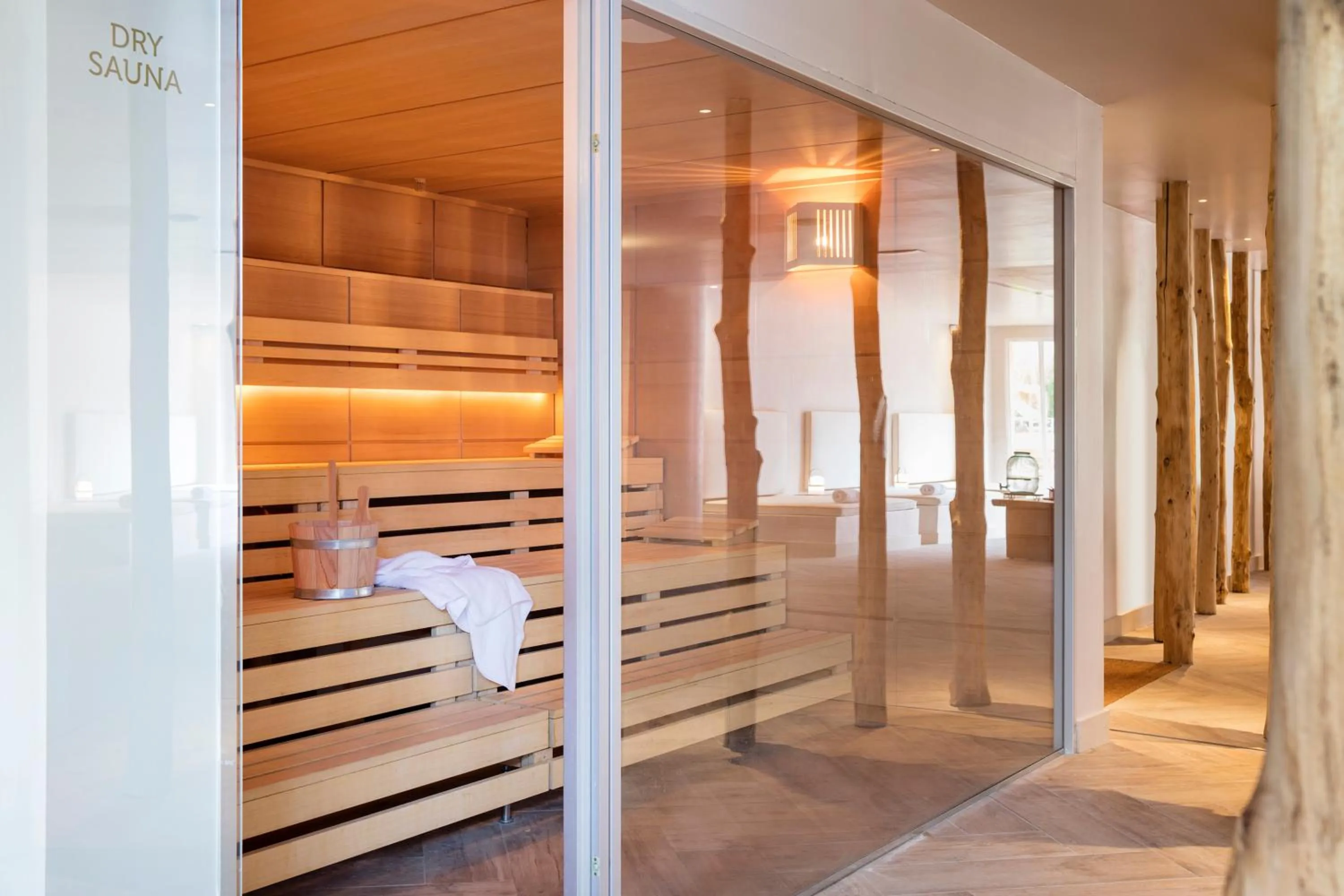 Sauna in Luna Club Hotel Yoga & Spa 4Sup