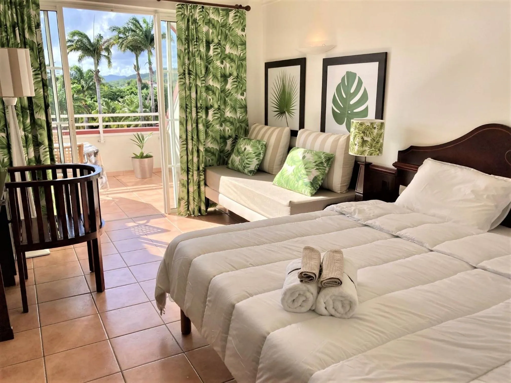 Bed in SUPERBE STUDIO MARTINIQUE VUE ROCHER DU DIAMANT