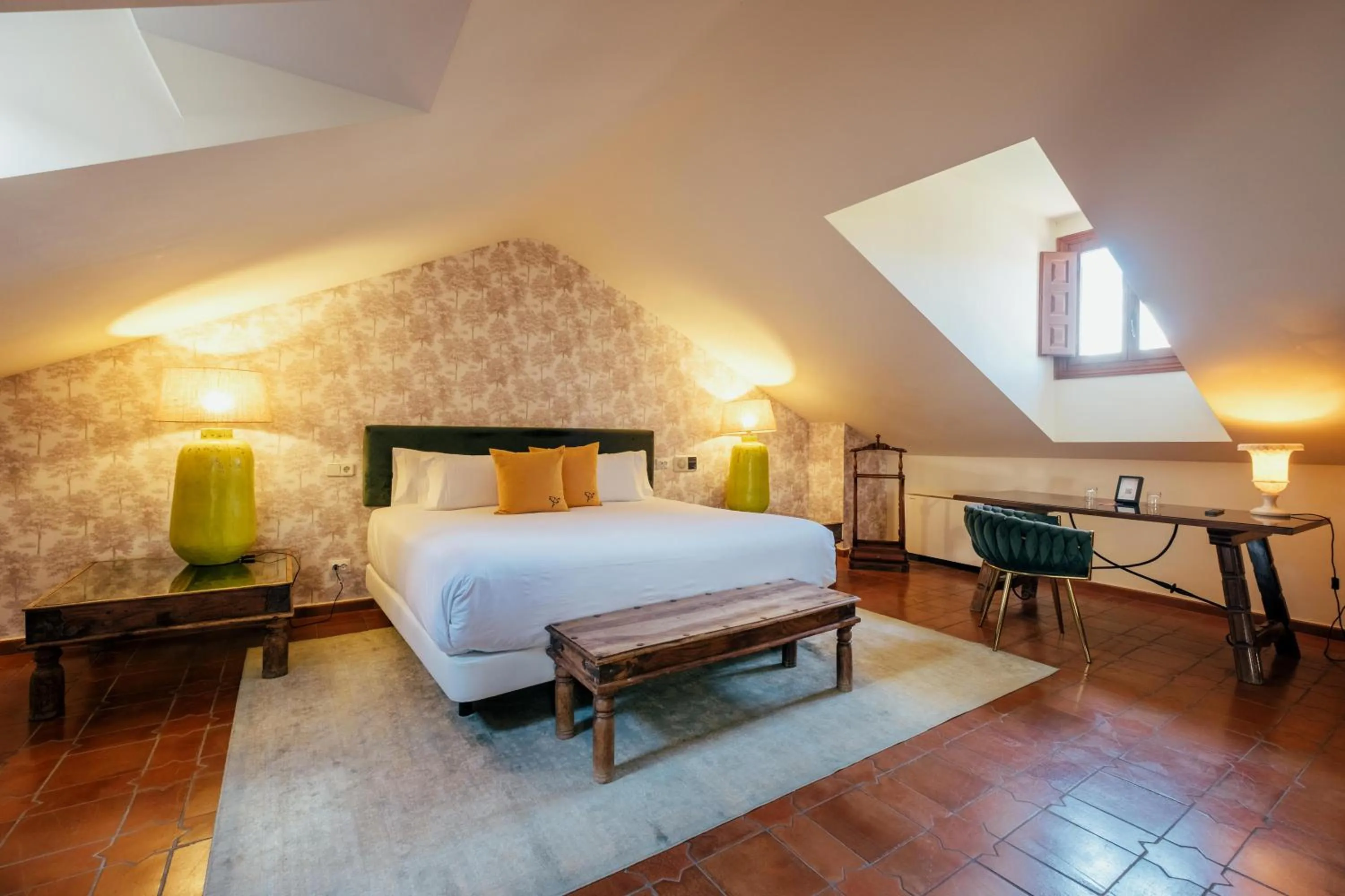 Bed in Hotel Cetina Palacio Ayala Berganza