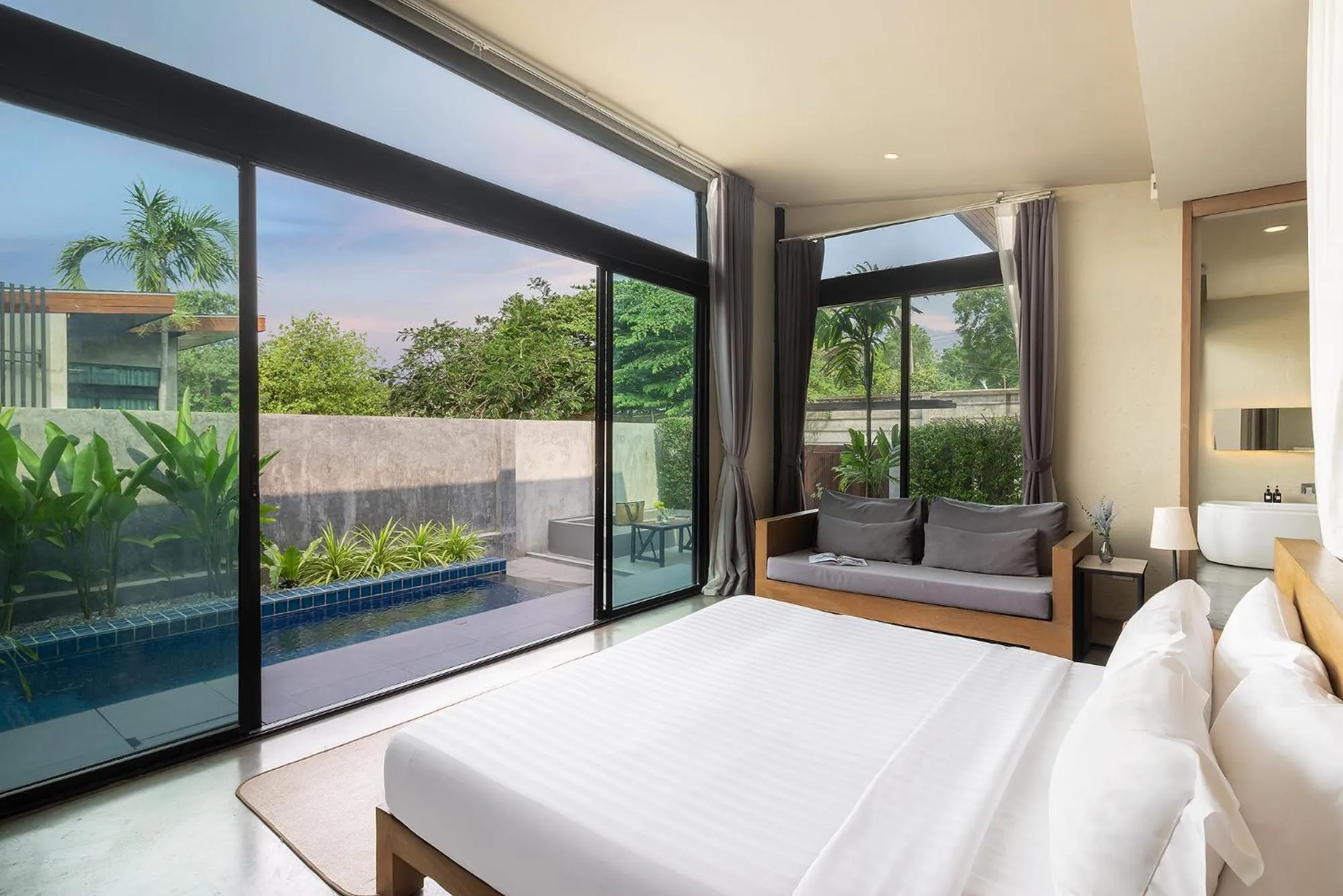 Bed in Sunday Sea Two Pool Villa Pattaya