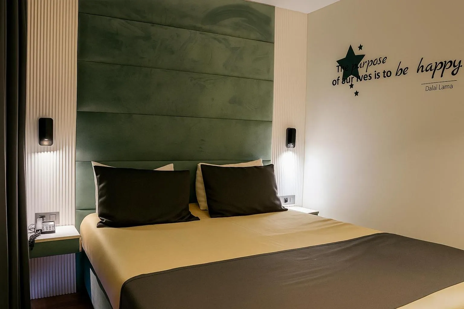 Bed in AXU AIRPORT HOTEL