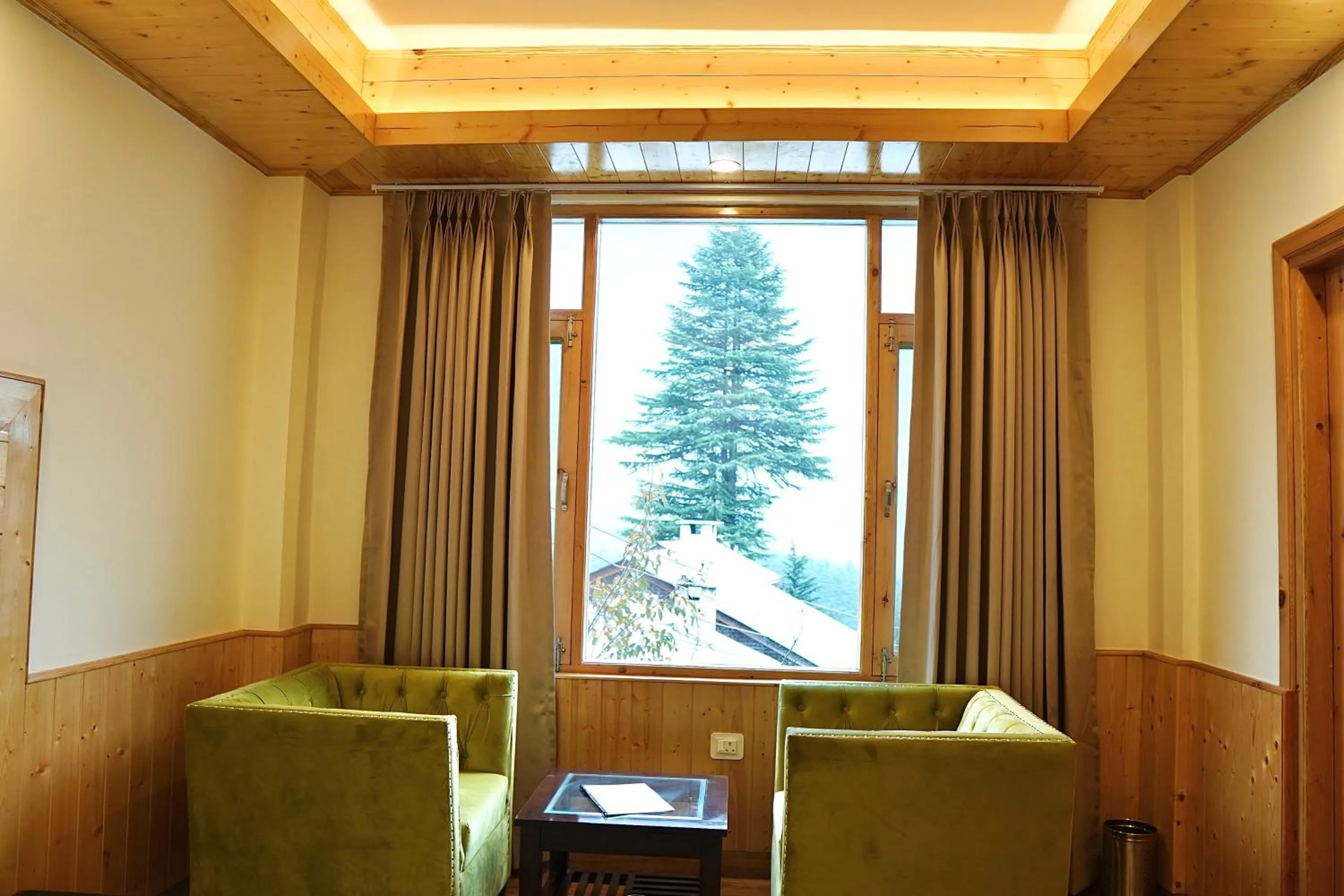 Living room in North Deodar Avenue, Manali