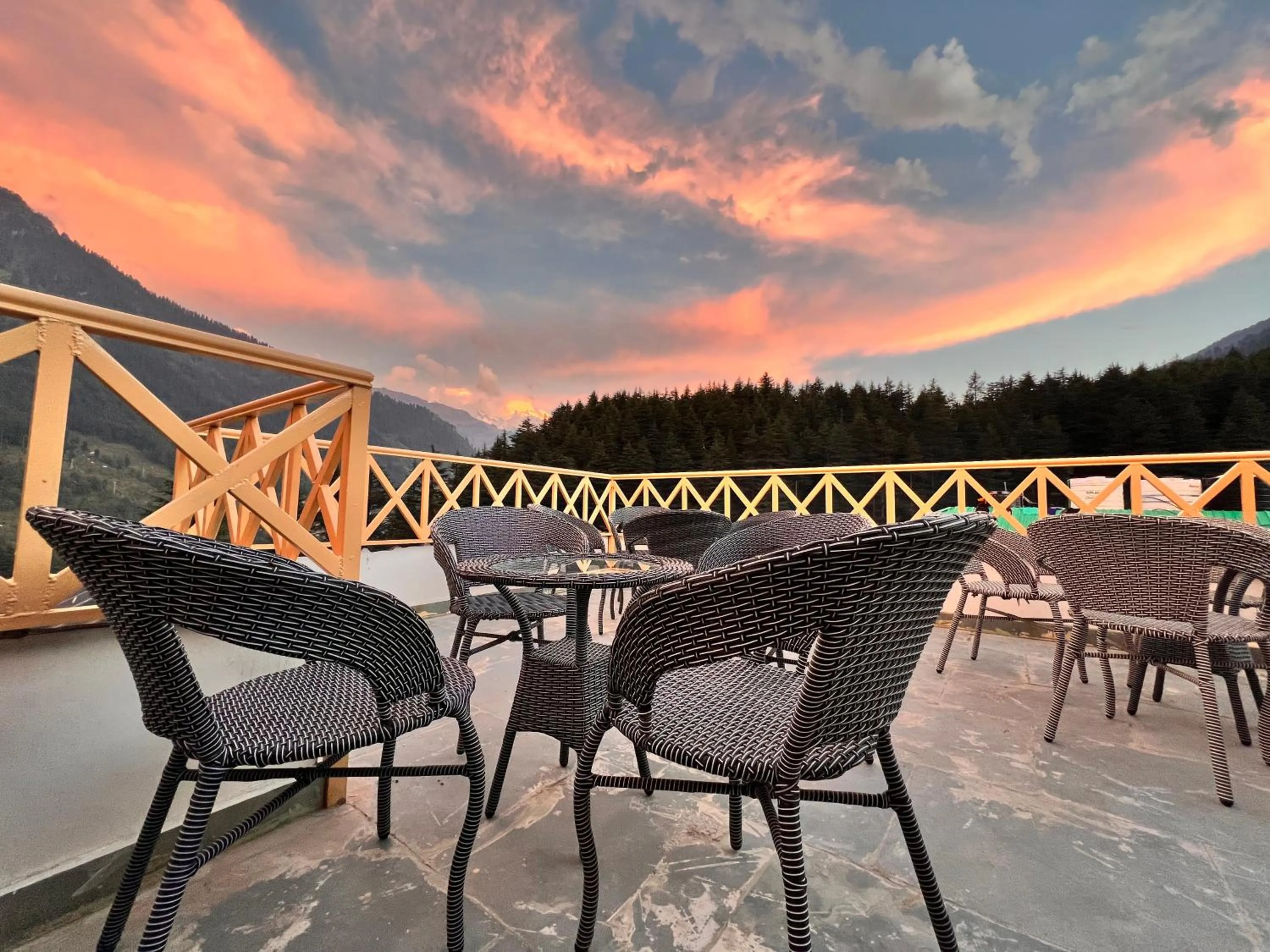 Balcony/Terrace in North Deodar Avenue, Manali