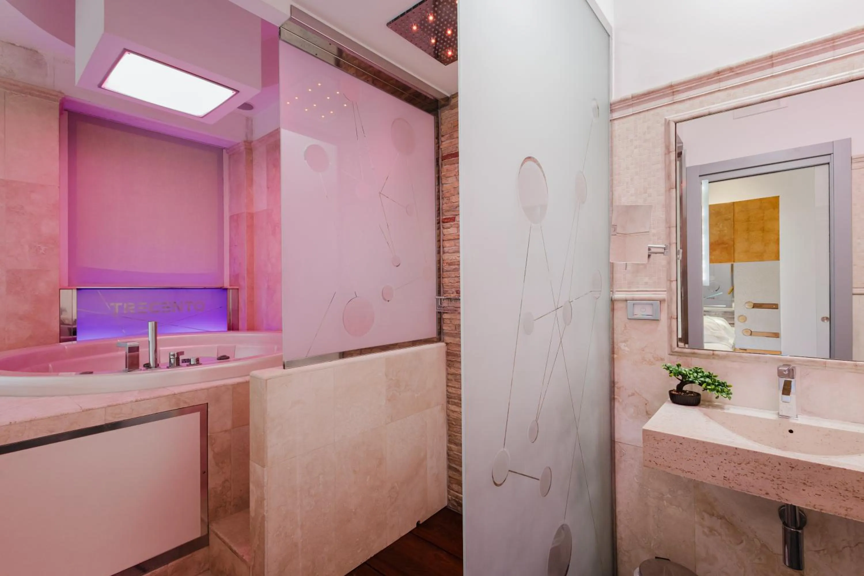 Bathroom in Hotel Trecento