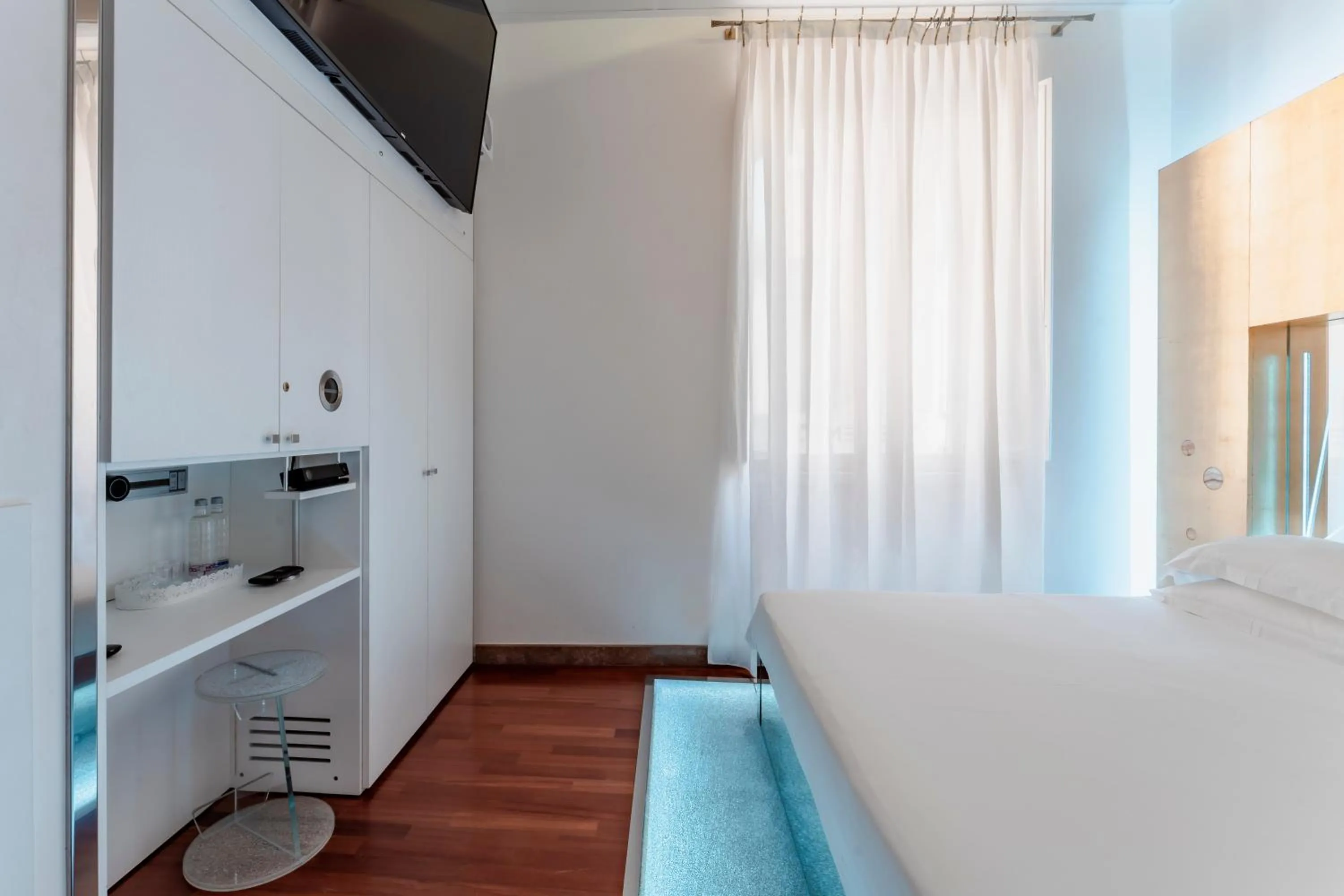 TV and multimedia, Bed in Hotel Trecento