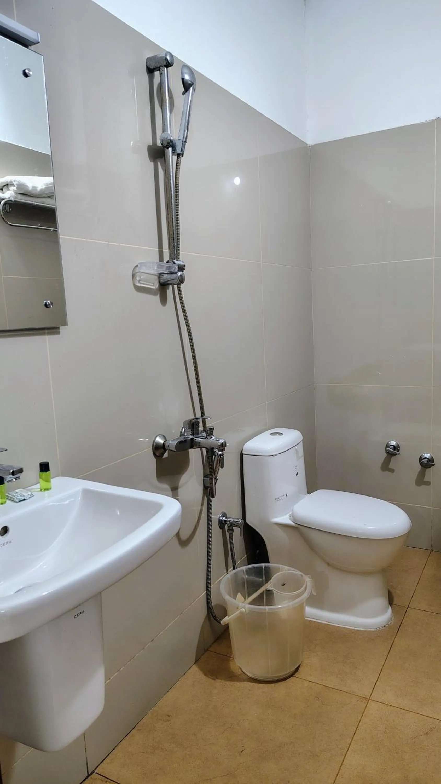 Bathroom in BLUEWAY RESIDENCY BUSINESS BOUTIQUE HOTEL