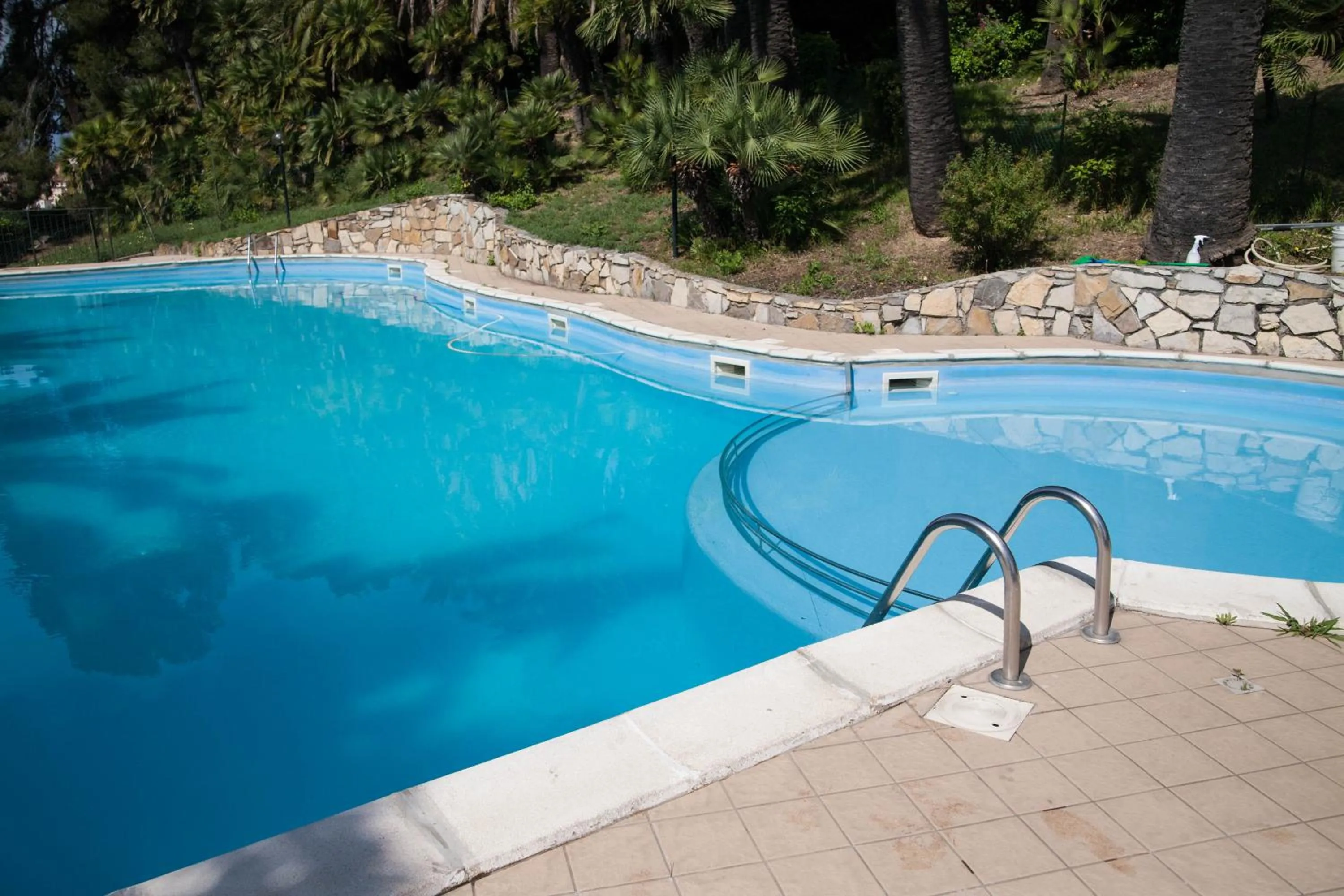Swimming pool in Residence RTA Villa Marina