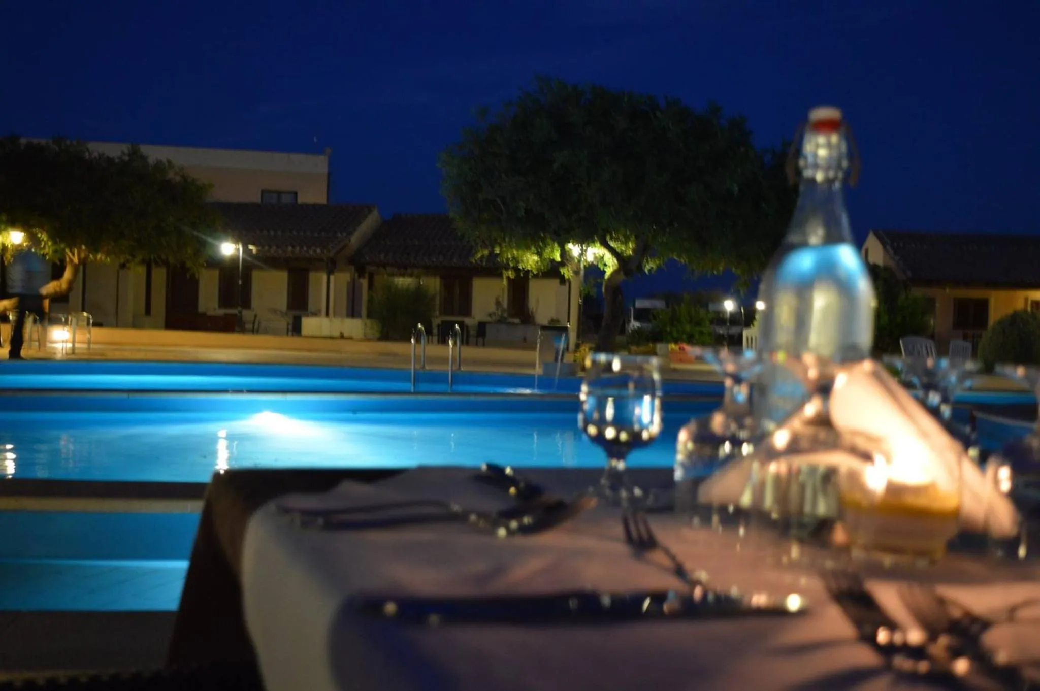 Restaurant/places to eat in Kikki Village