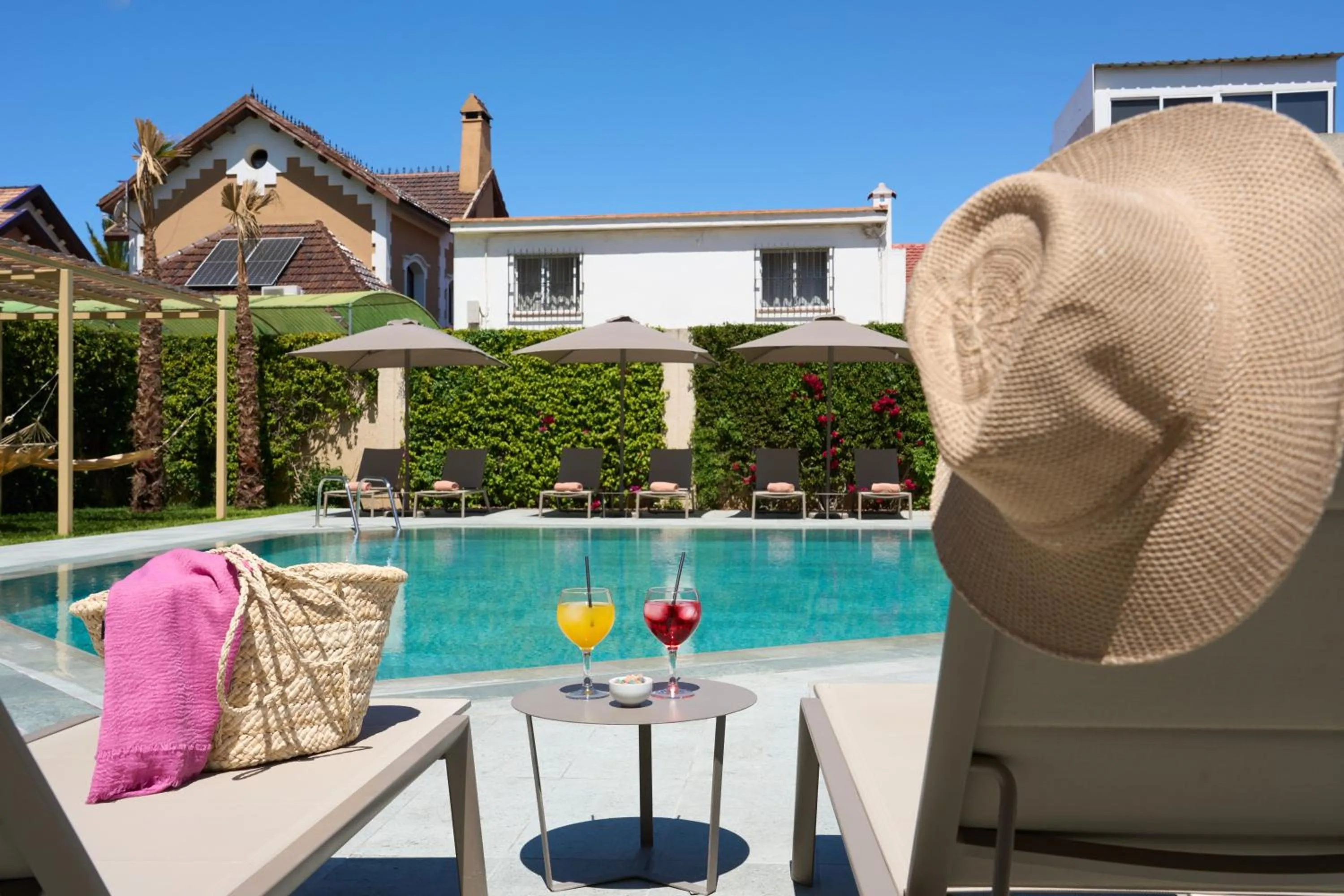 Swimming pool in Hotel Macià Doñana