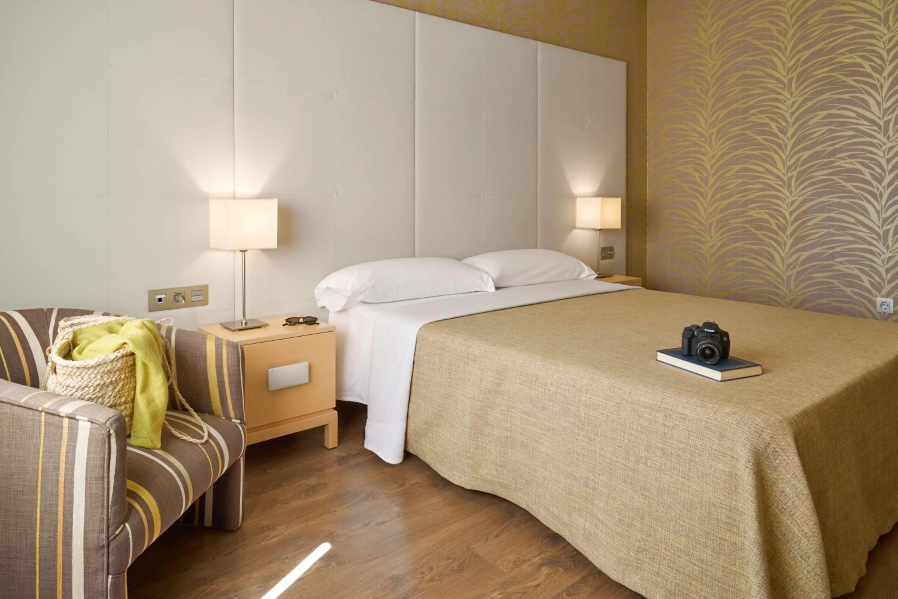 Photo of the whole room, Bed in Hotel Macià Doñana