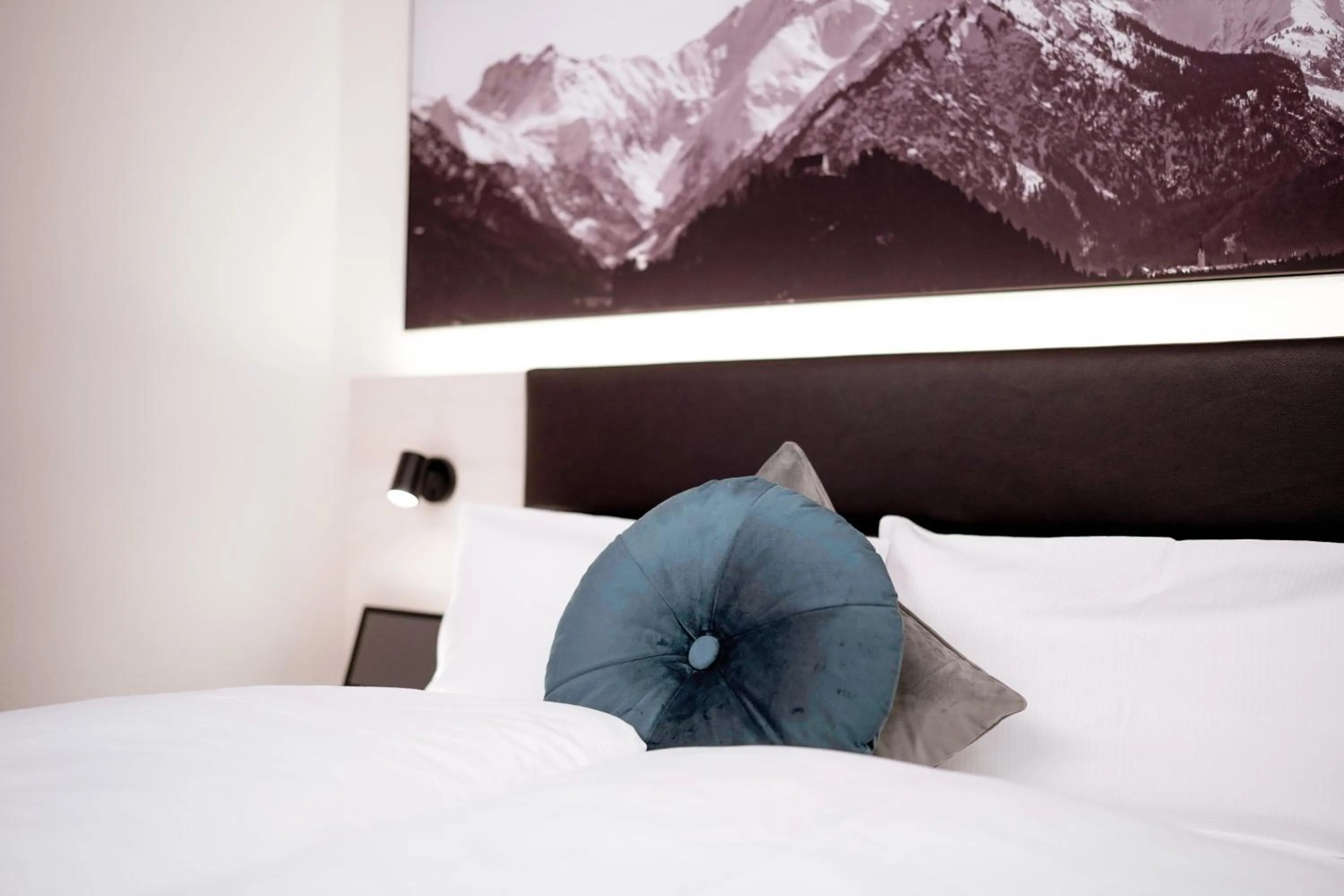 Bed in Reos Hotel Wangen