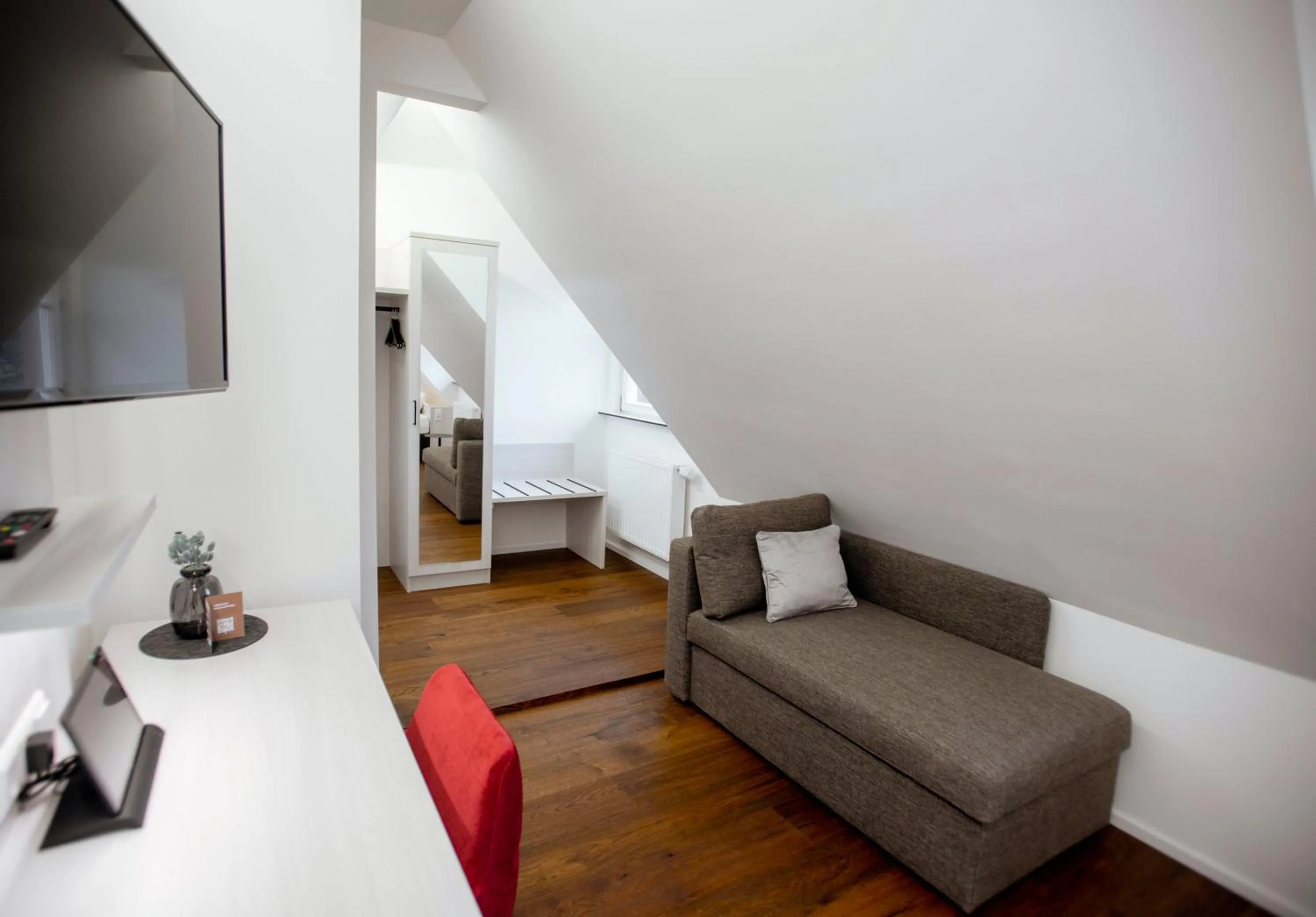 TV and multimedia in Reos Hotel Wangen