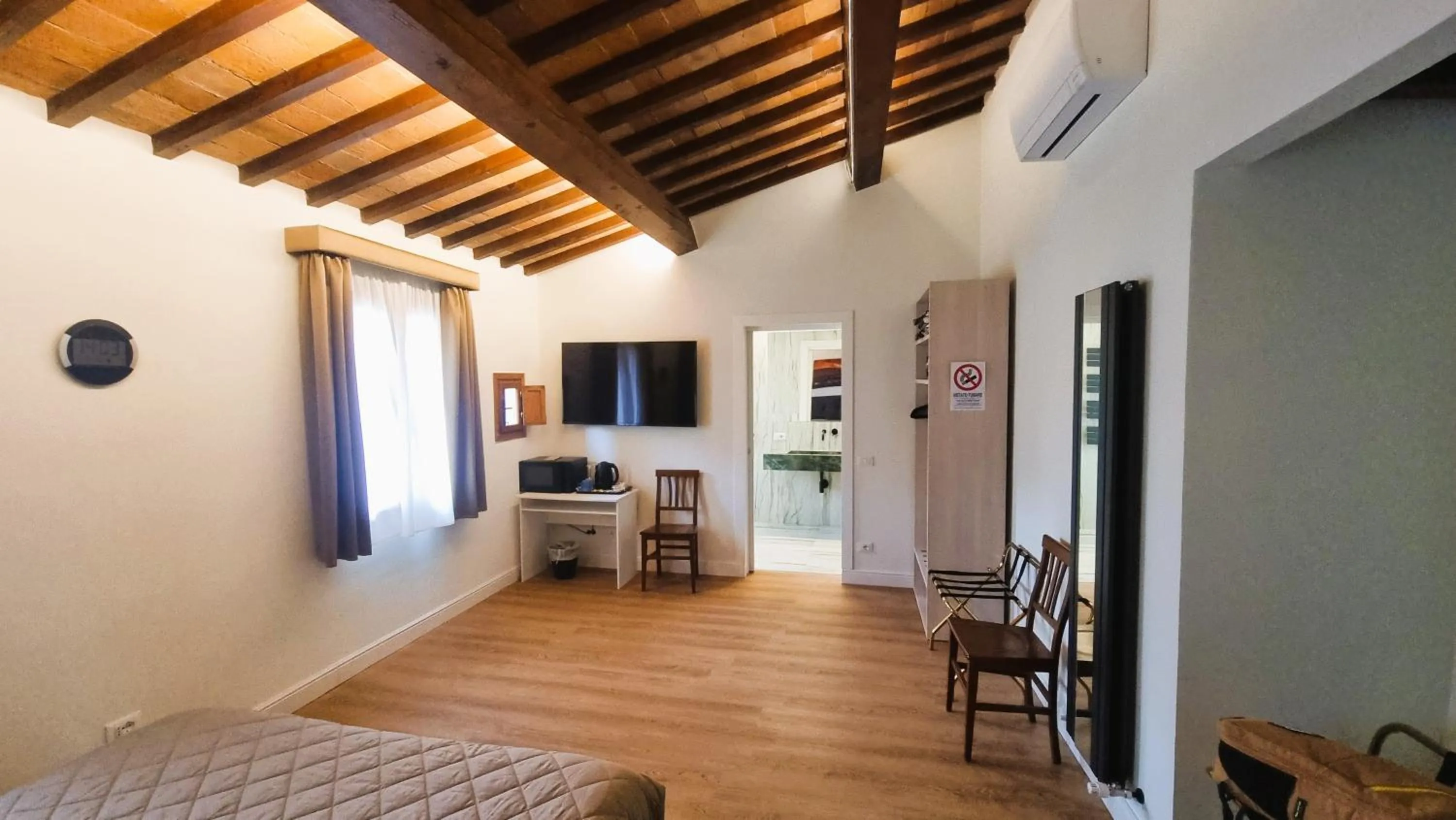 TV and multimedia in Marco's Way