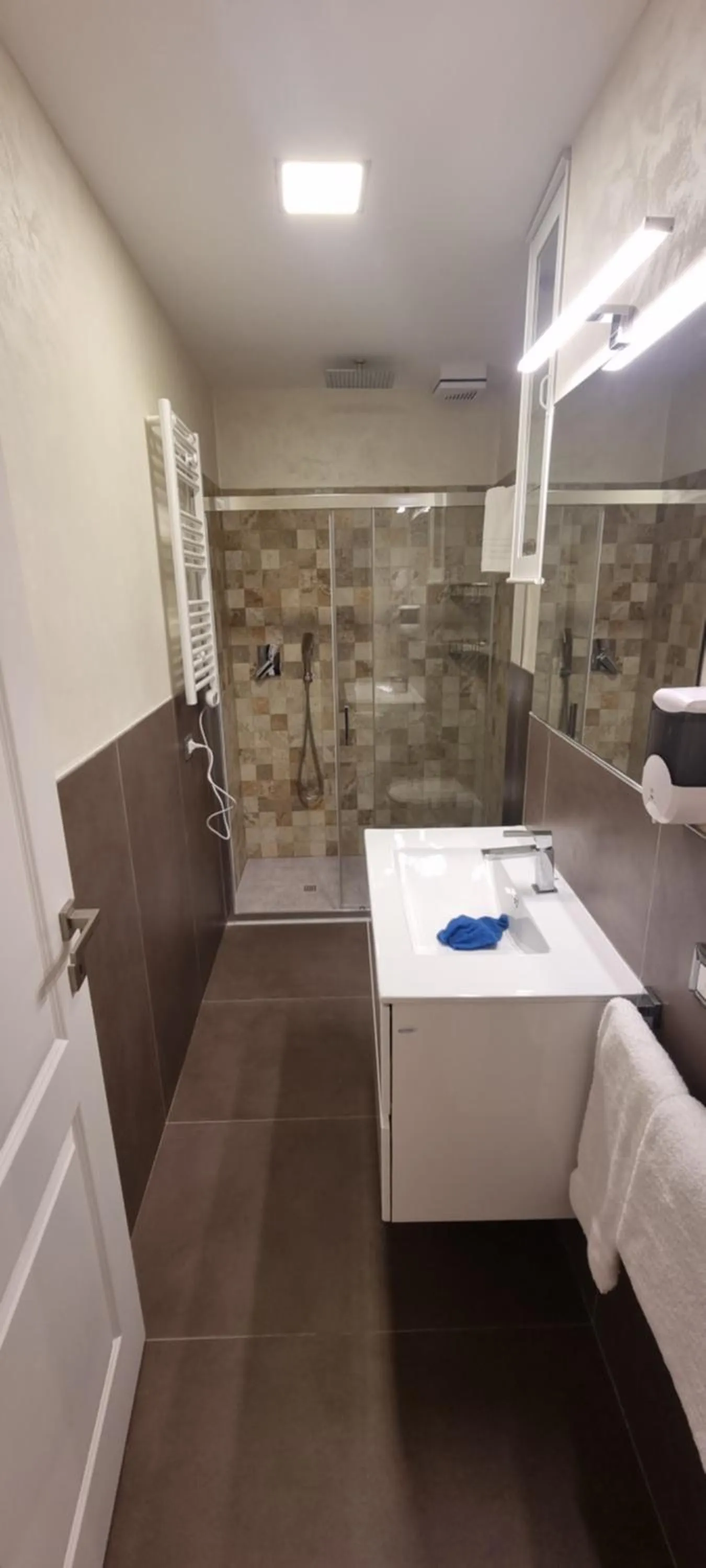 Shower in Marco's Way