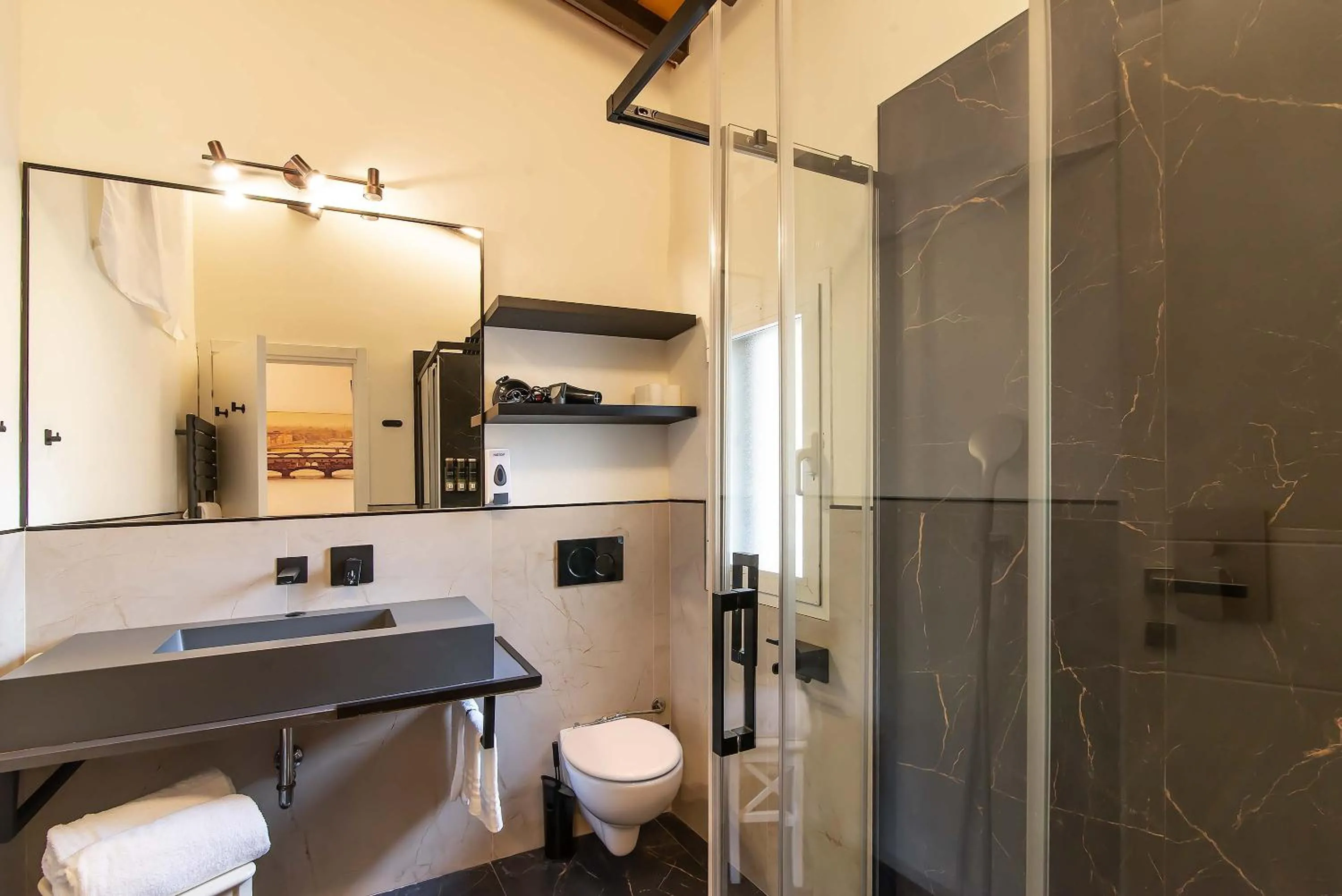 Shower in Marco's Way