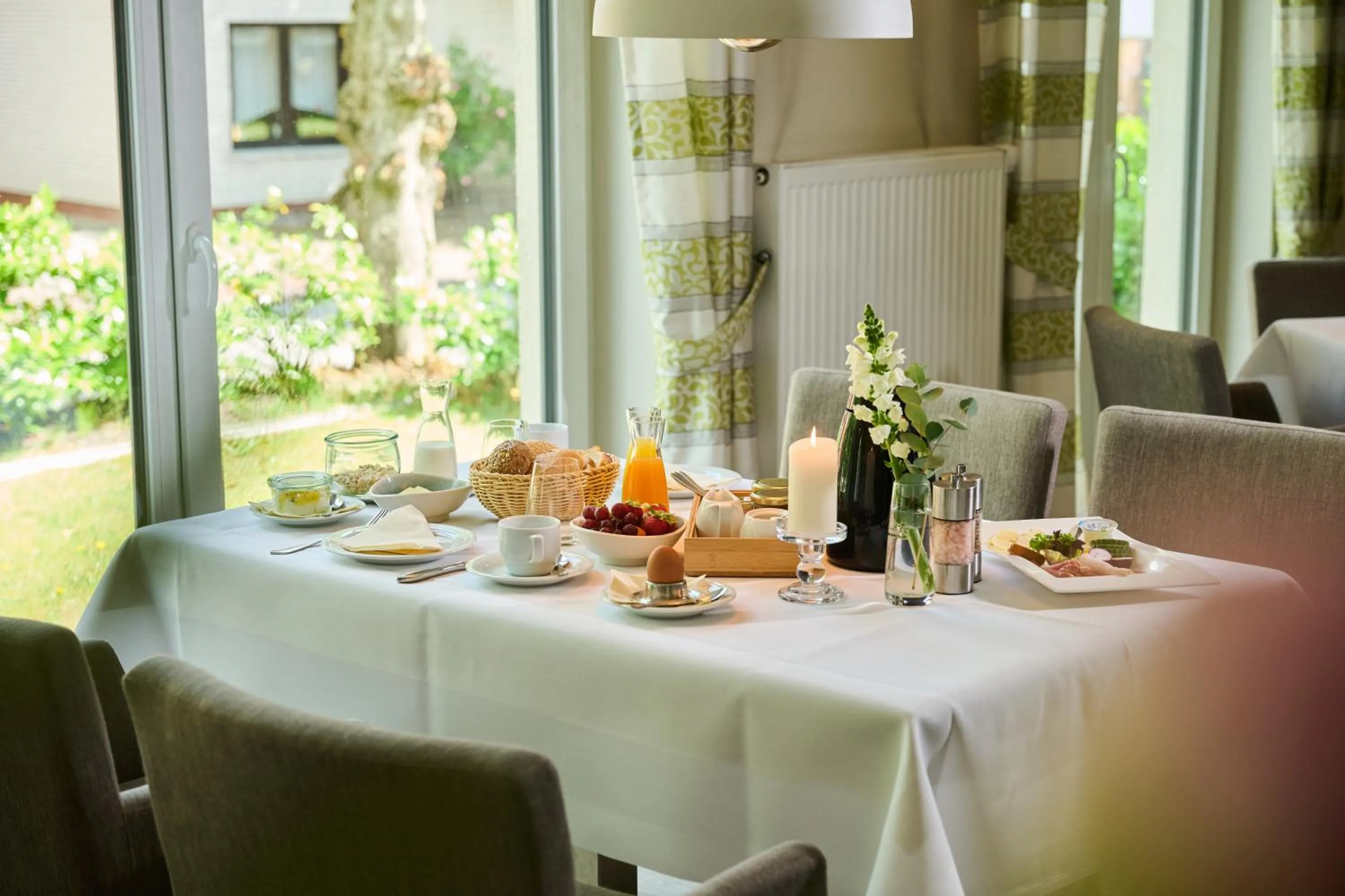 Breakfast in Lindenhof 1887 - Hotel & Restaurant