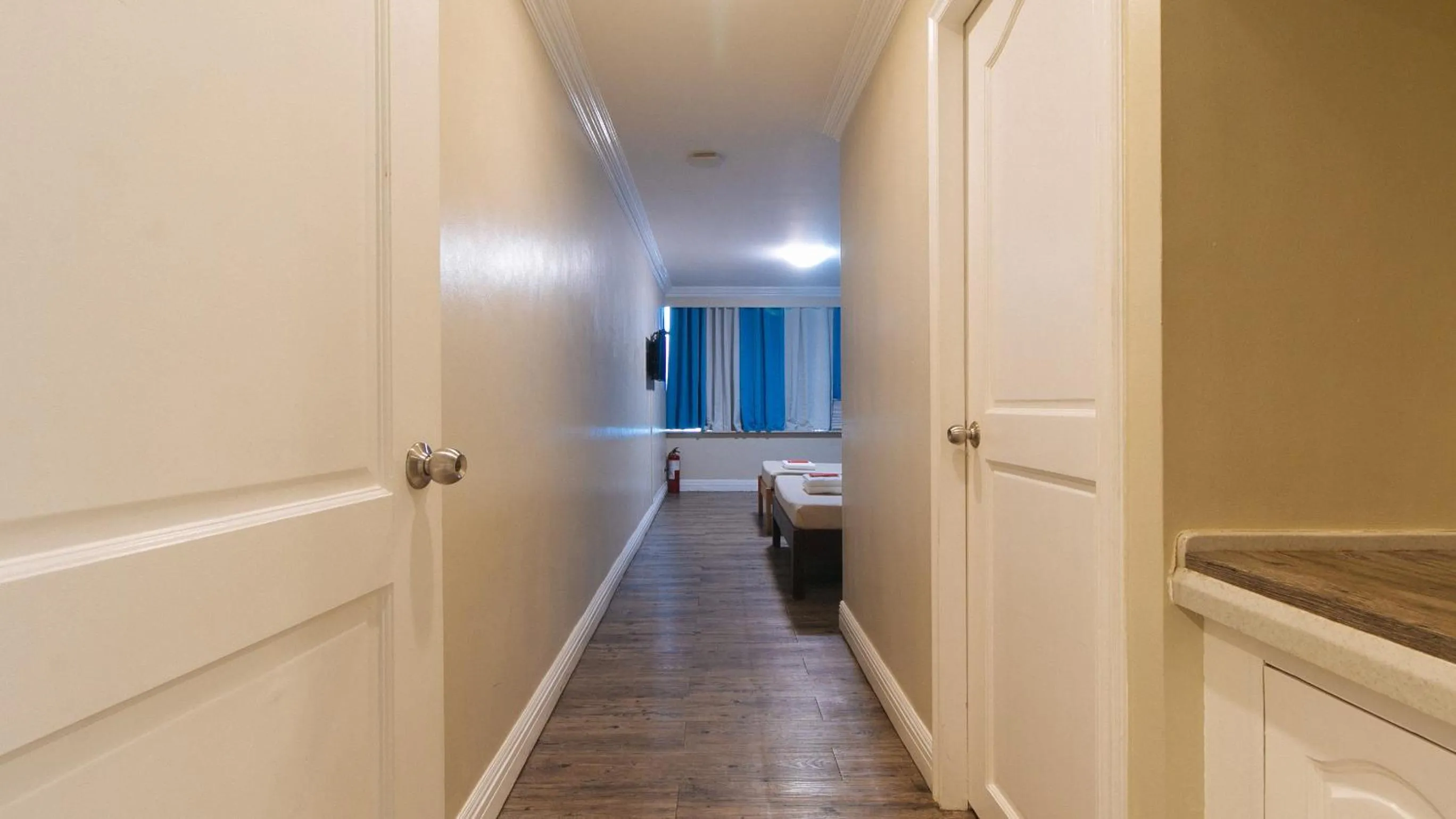 Bedroom in RedDoorz @ Manila Airport Hotel