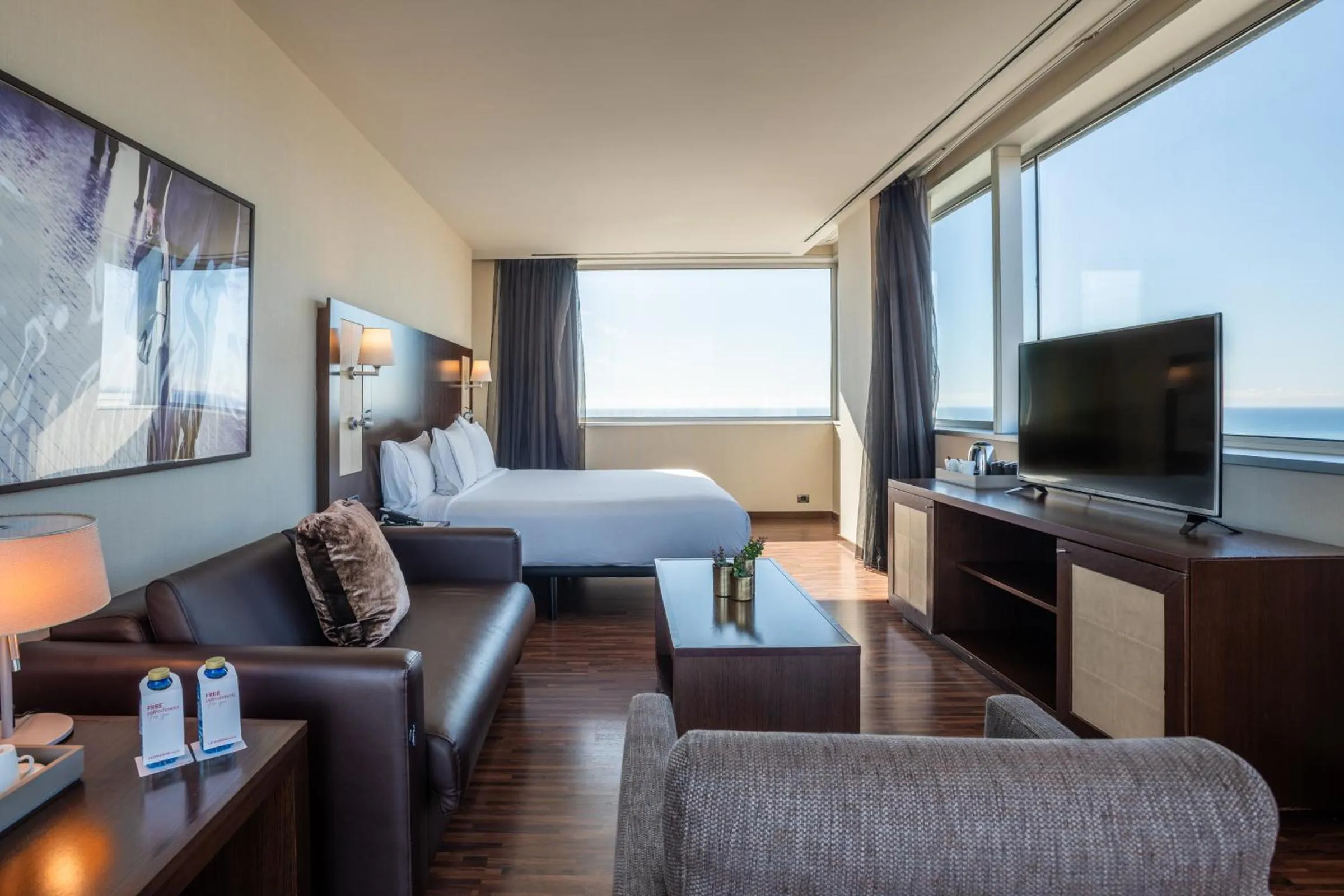 Bed in Leonardo Royal Hotel Barcelona Forum