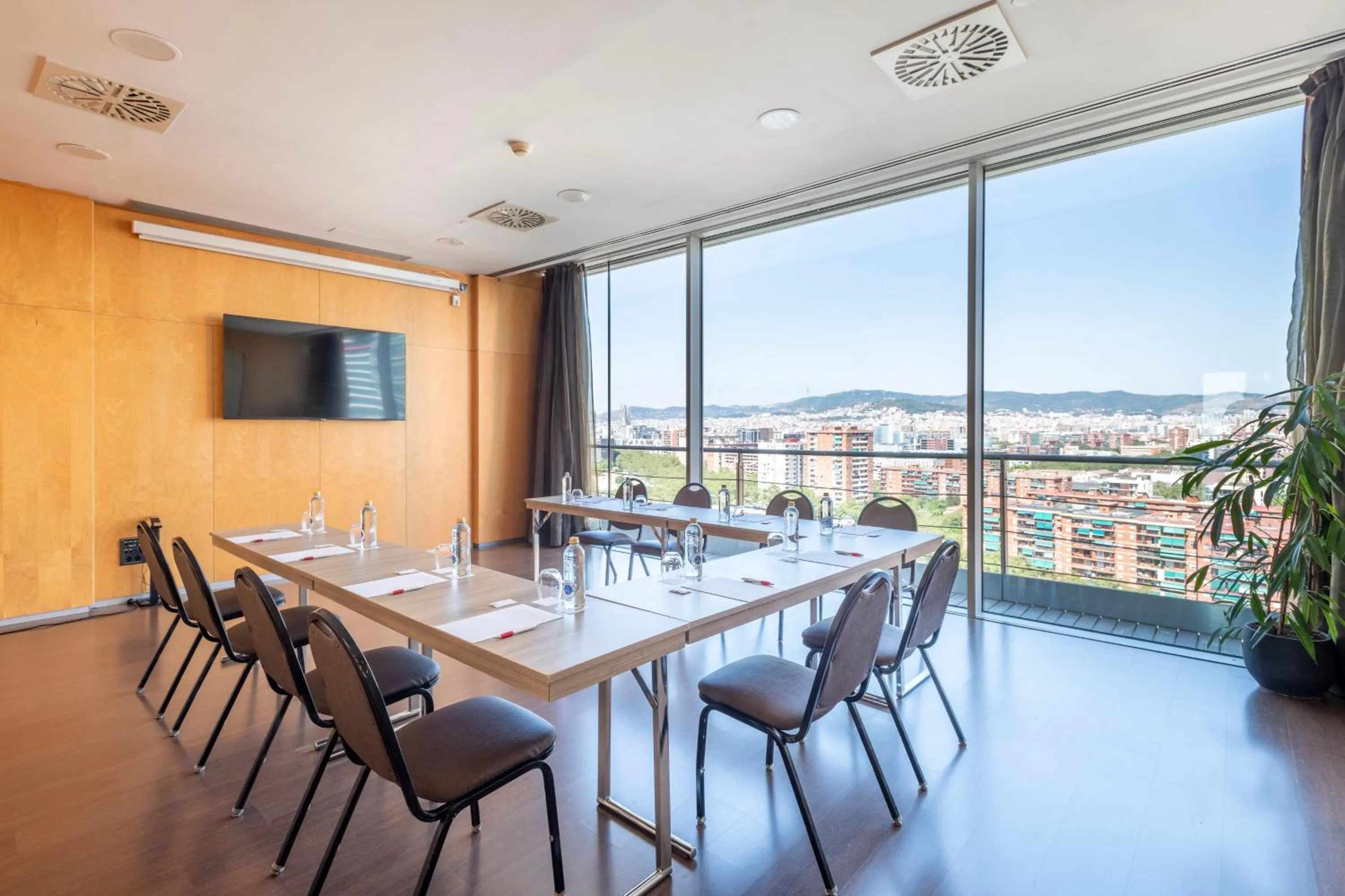 Meeting/conference room in Leonardo Royal Hotel Barcelona Forum