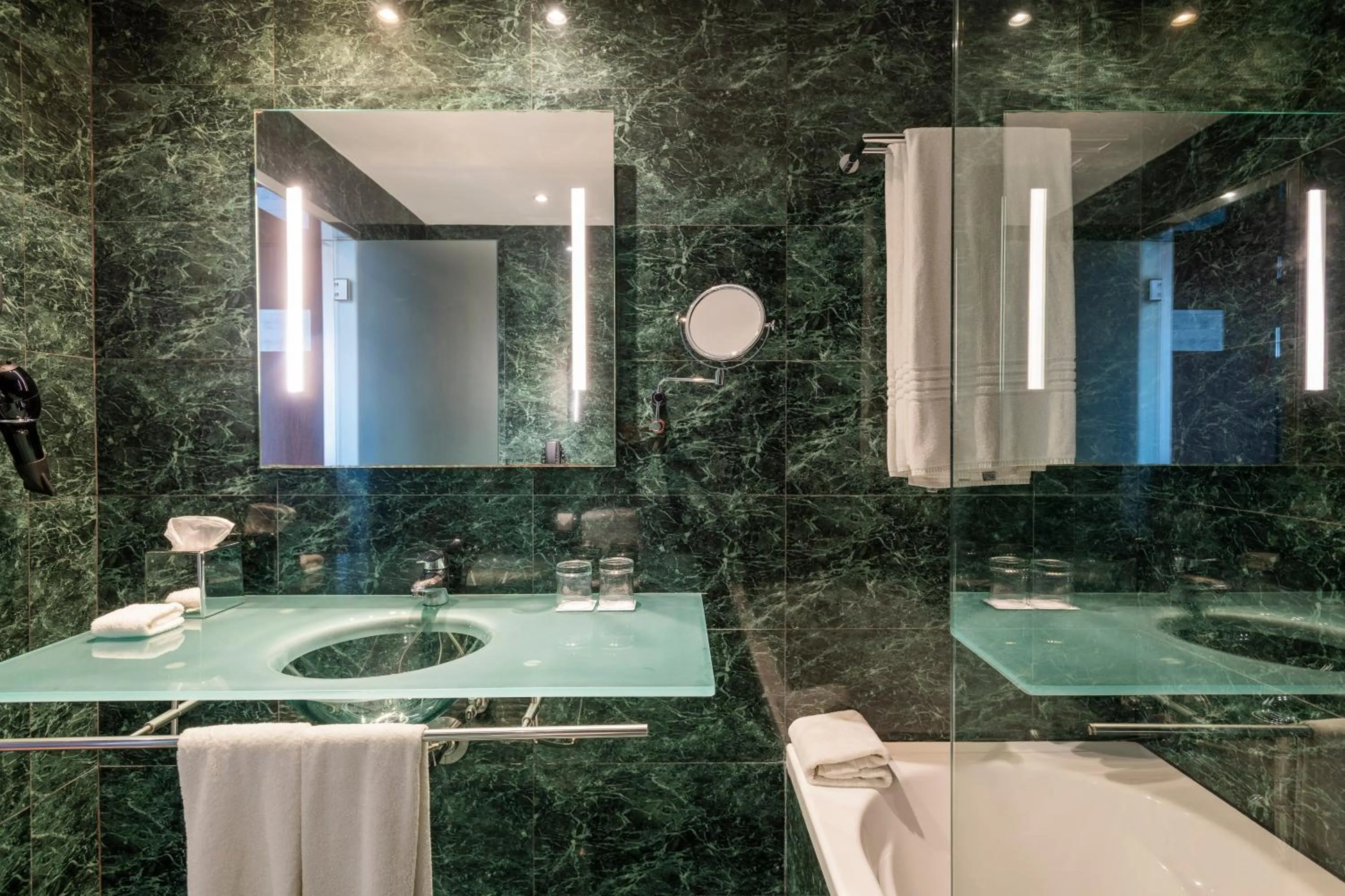 Bathroom in Leonardo Royal Hotel Barcelona Forum