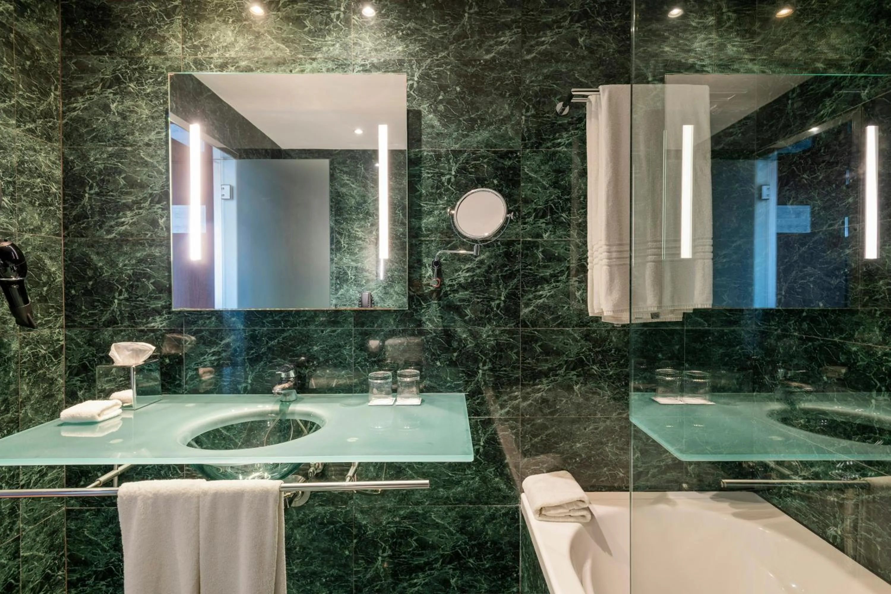 Bathroom in Leonardo Royal Hotel Barcelona Forum