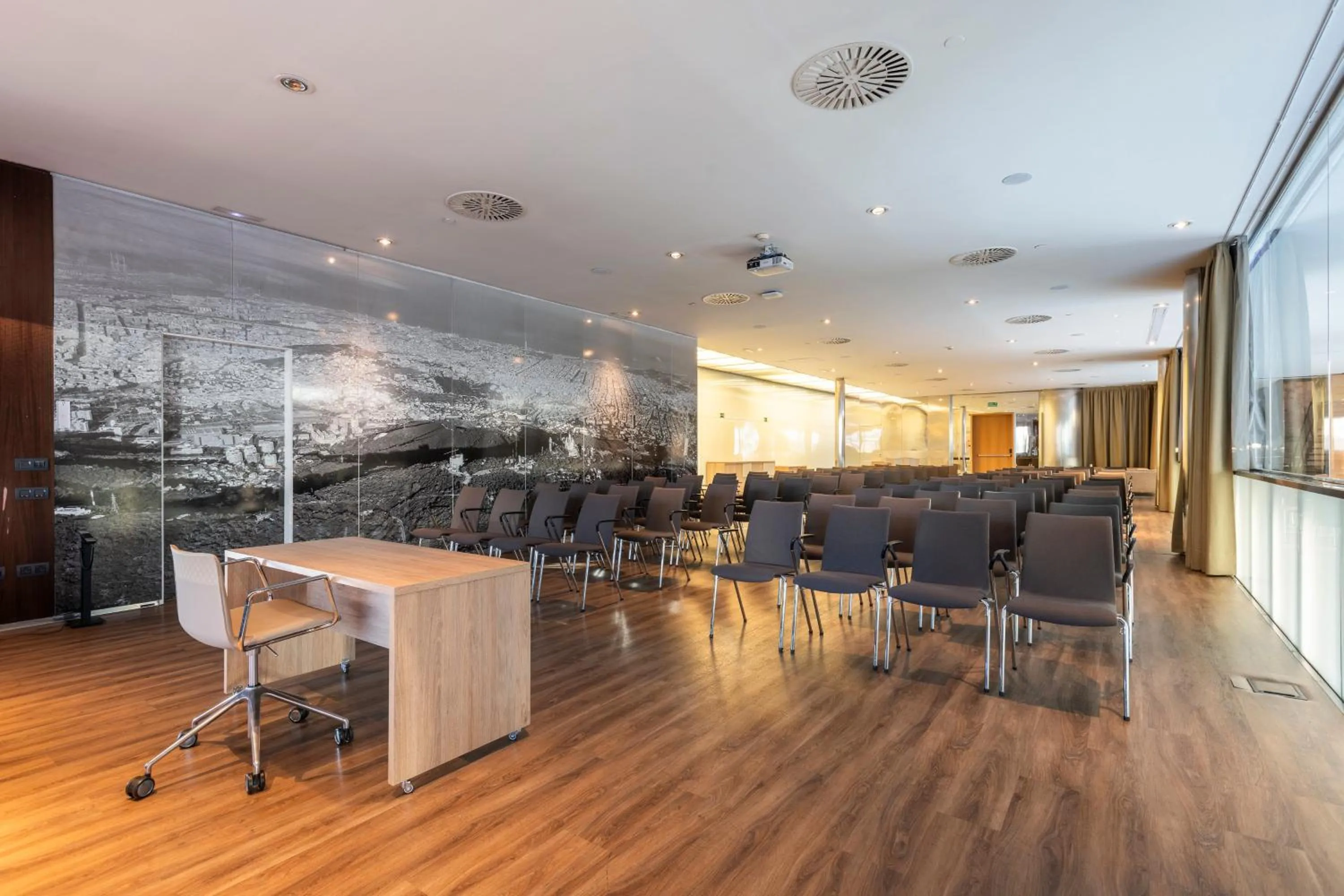 Meeting/conference room in Leonardo Royal Hotel Barcelona Forum