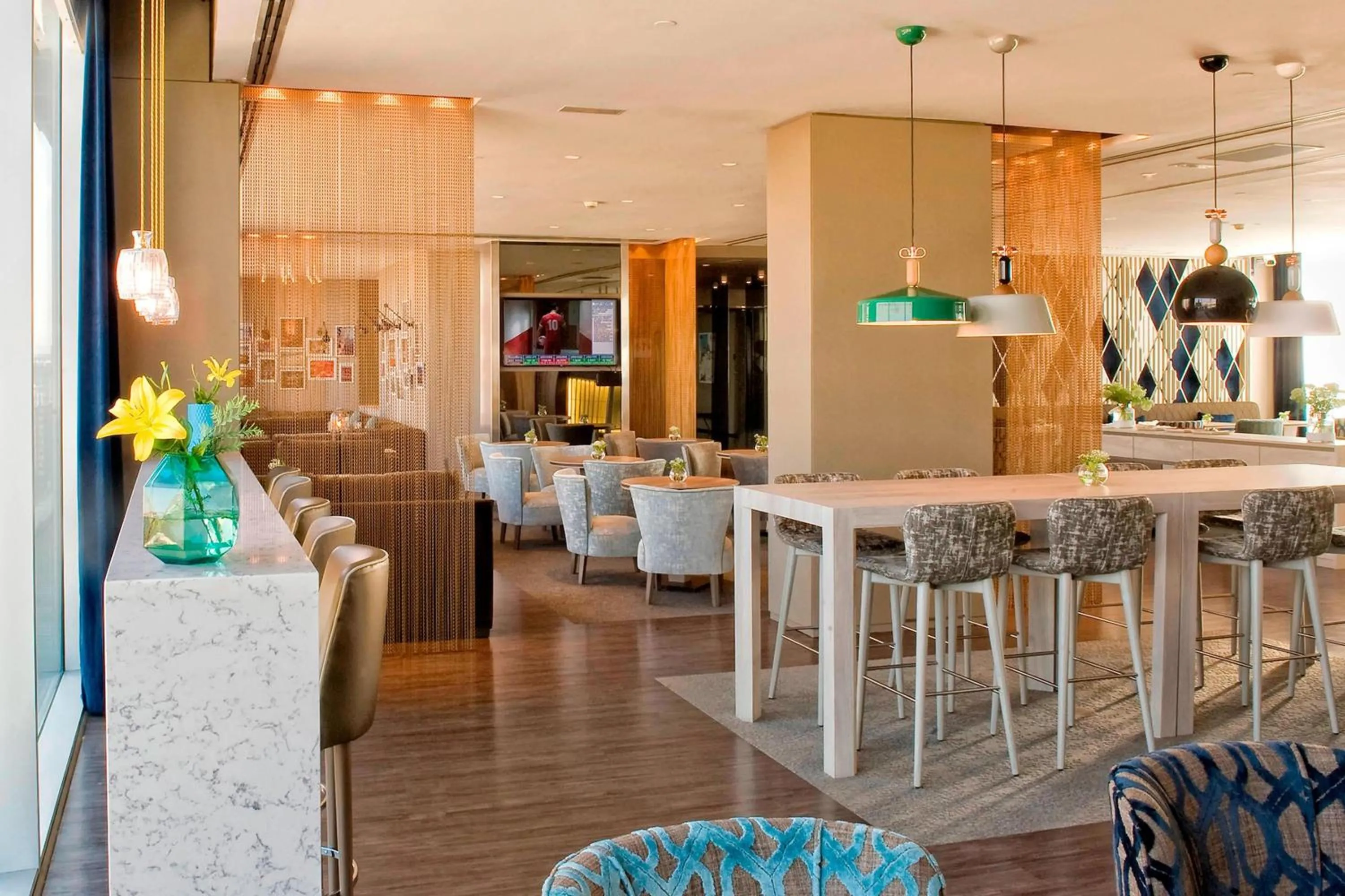 Lounge or bar in AC Hotel Barcelona Fórum by Marriott