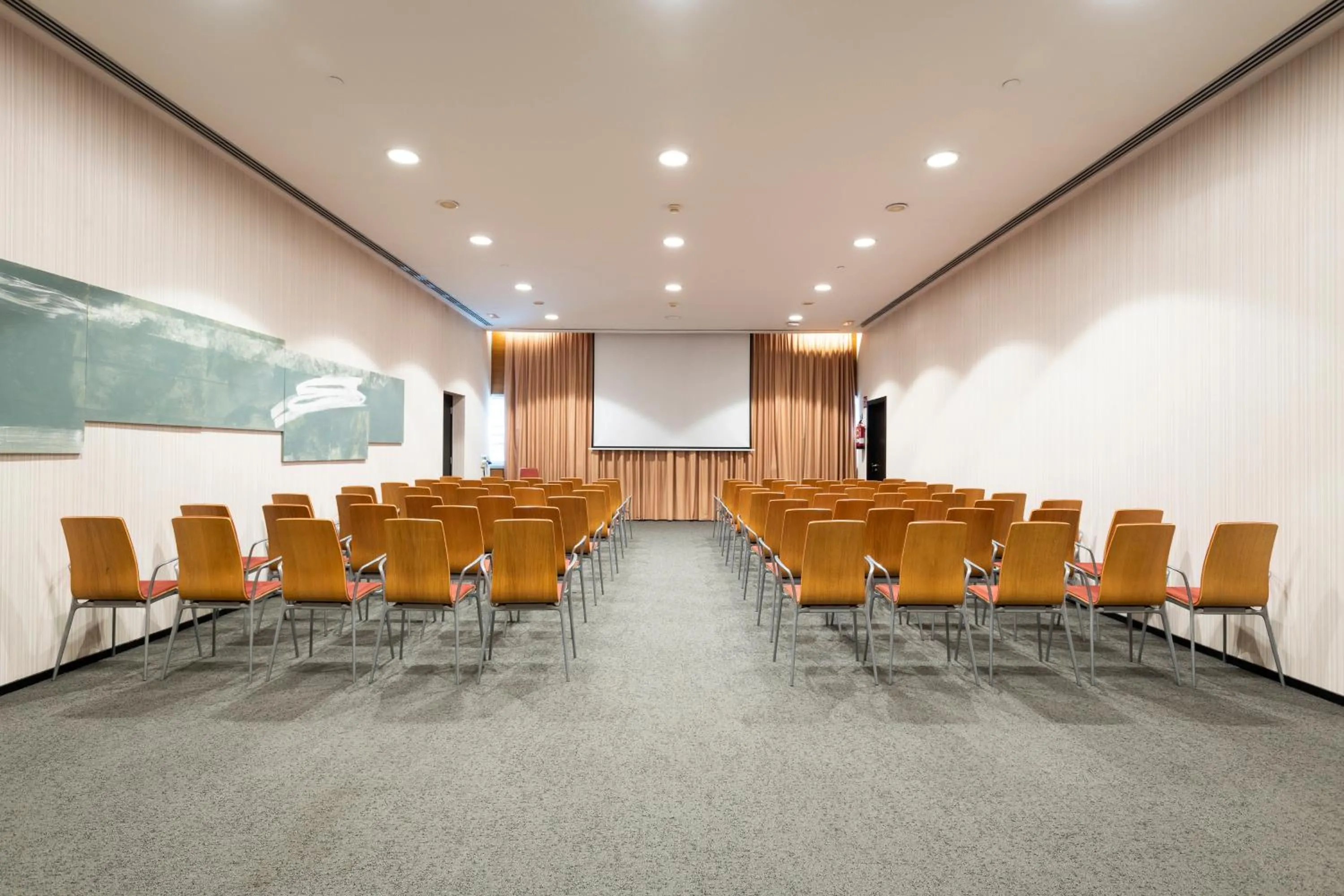 Meeting/conference room in Leonardo Royal Hotel Barcelona Forum