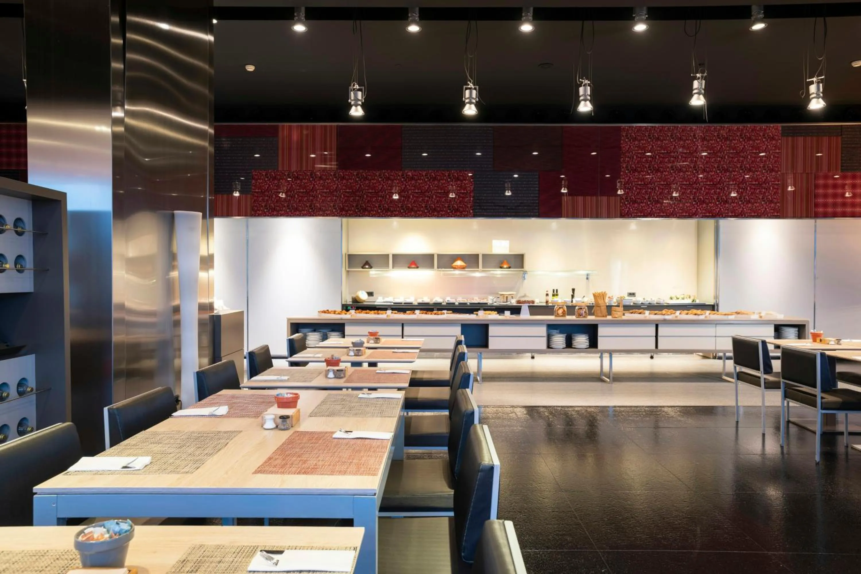 Breakfast in Leonardo Royal Hotel Barcelona Forum