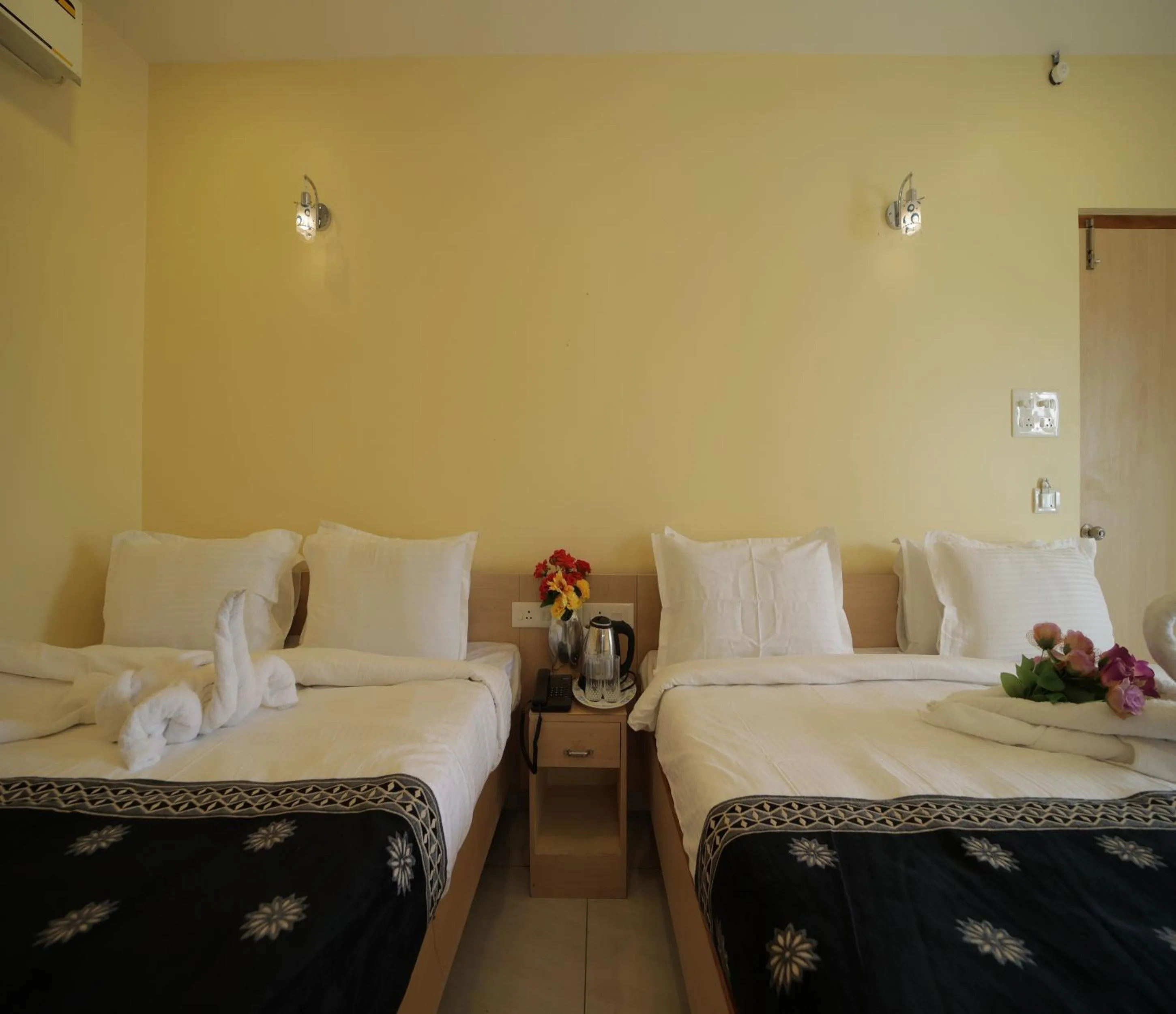 Bedroom, Bed in Nadanam Inn