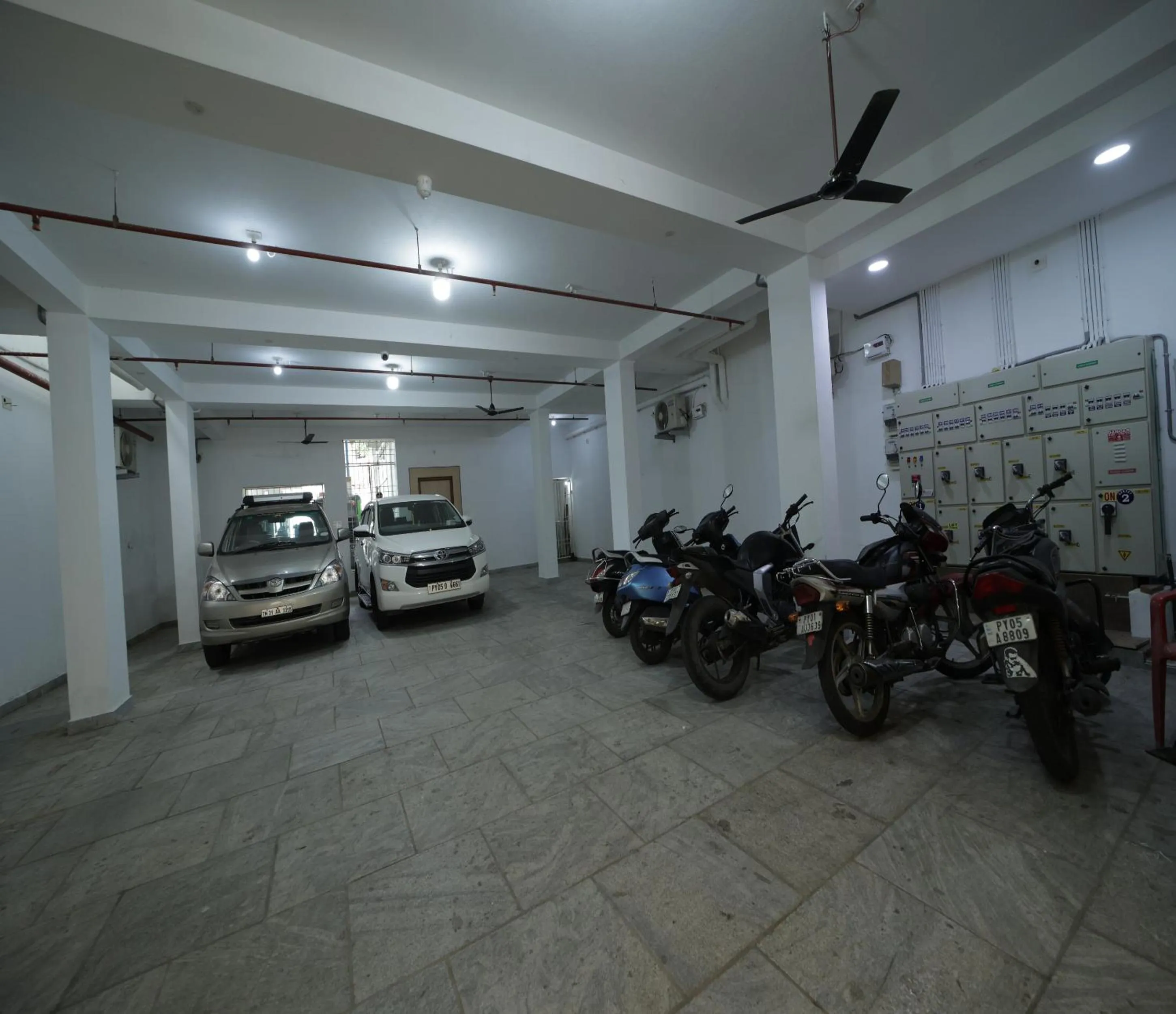 Parking in Nadanam Inn