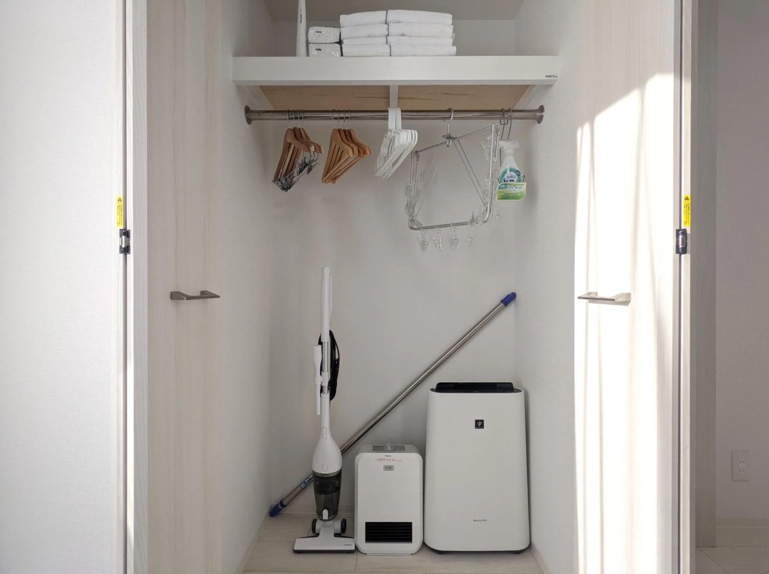 wardrobe in ESLEAD HOTEL Namba Ebisu West