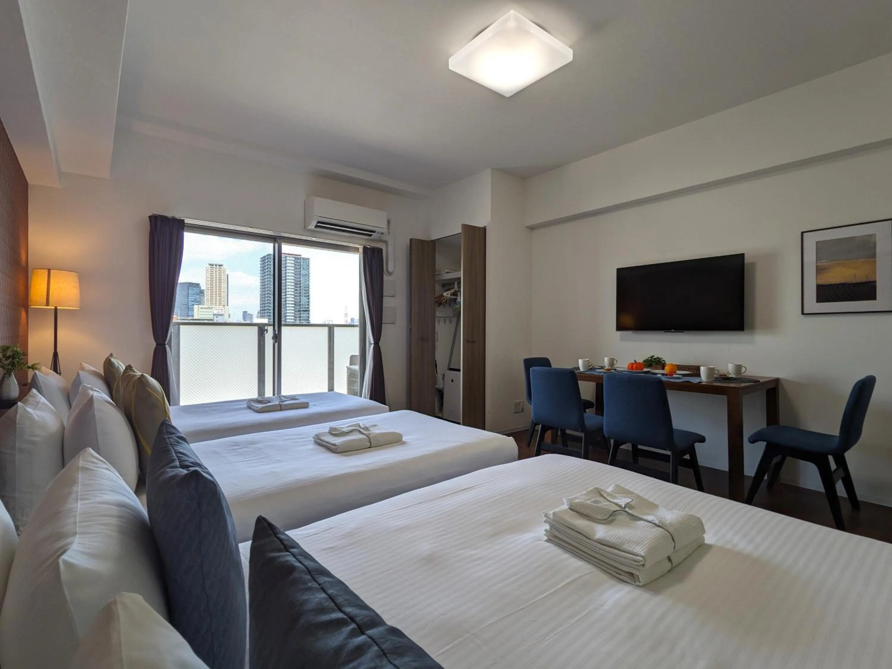 Bed in ESLEAD HOTEL Namba Ebisu West