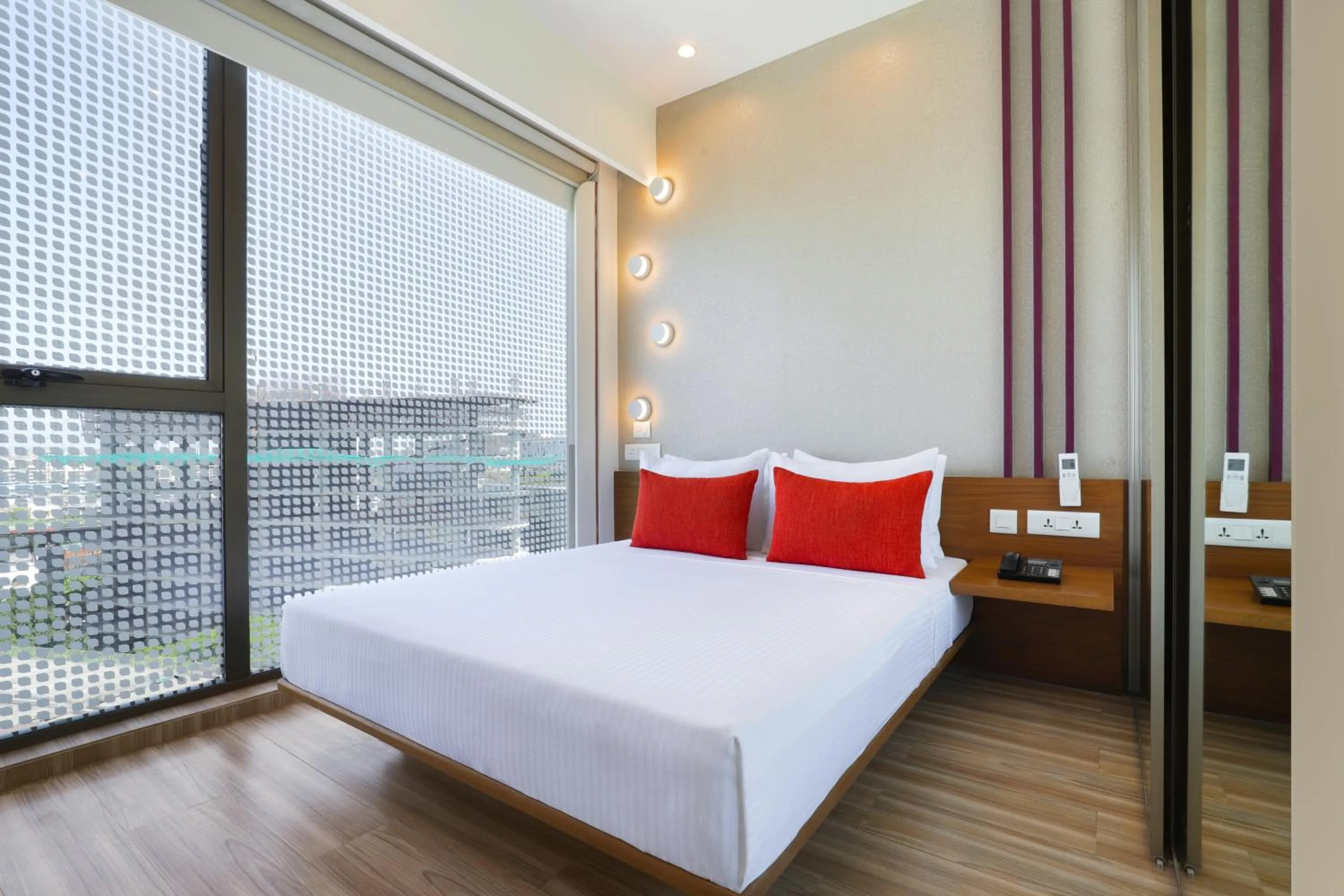 Superior Room - single occupancy in Lemon Tree Hotel, Kalina BKC, Mumbai