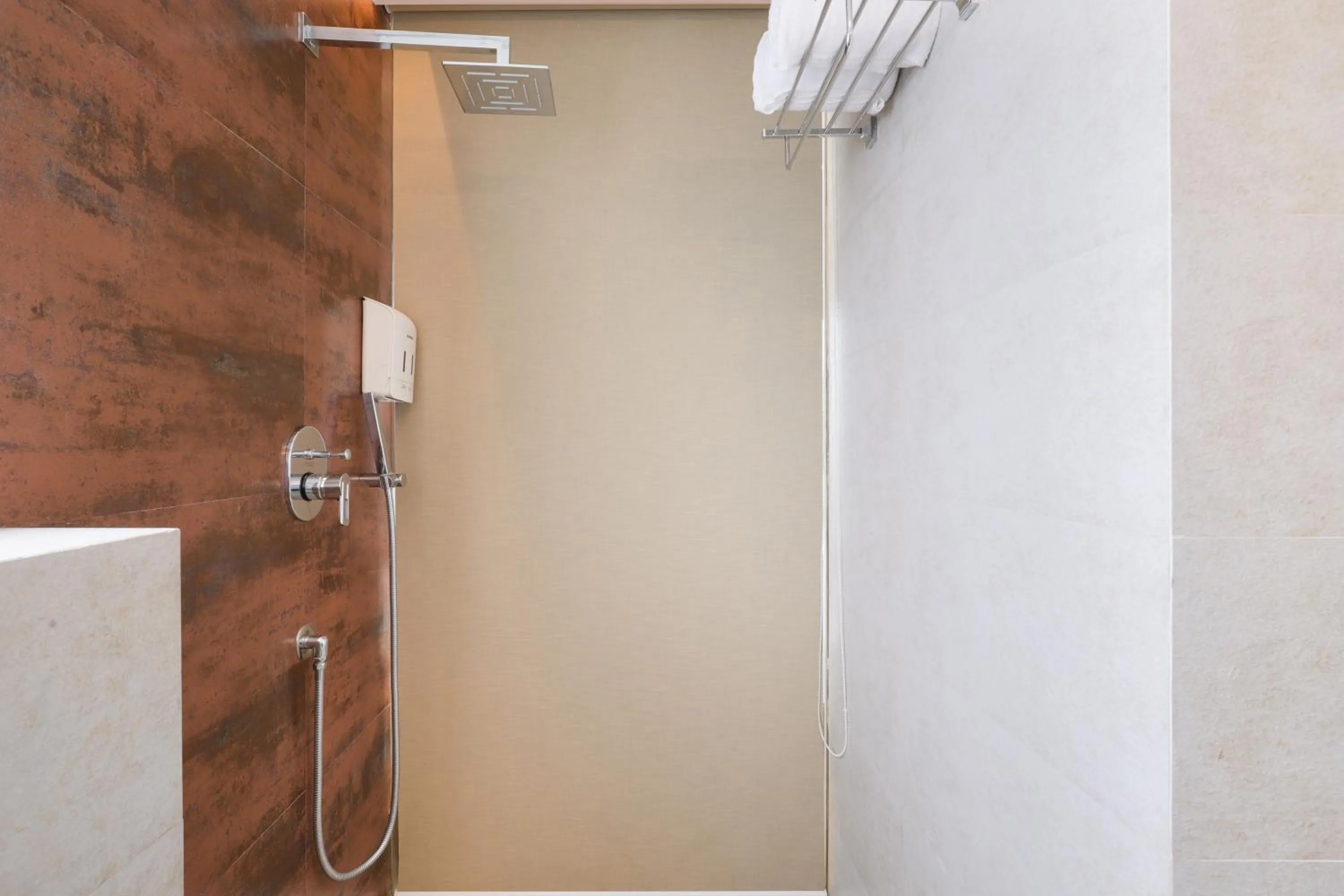 Bathroom in Lemon Tree Hotel, Kalina BKC, Mumbai