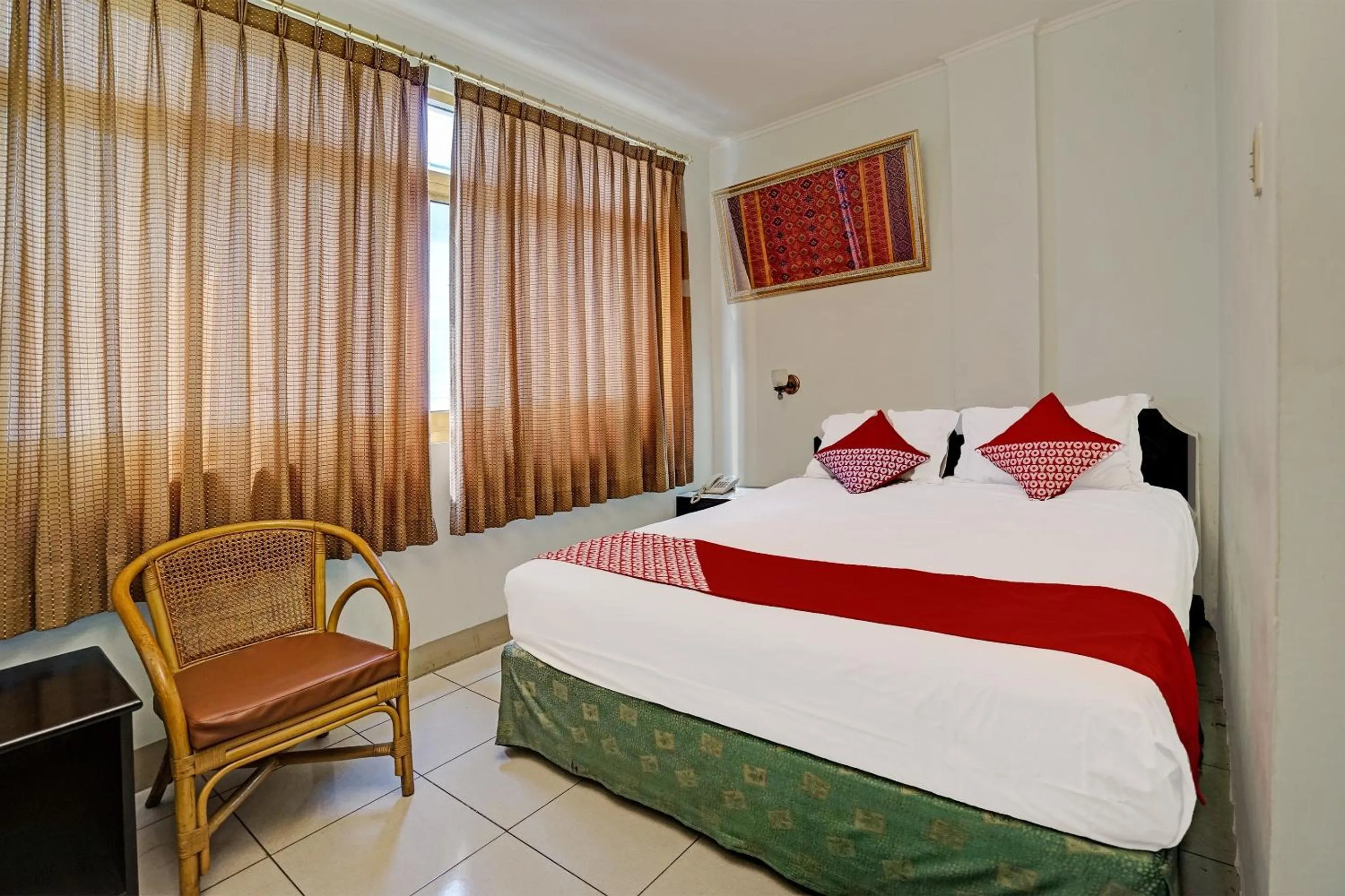 Bedroom, Bed in Hotel O Wisma Bari