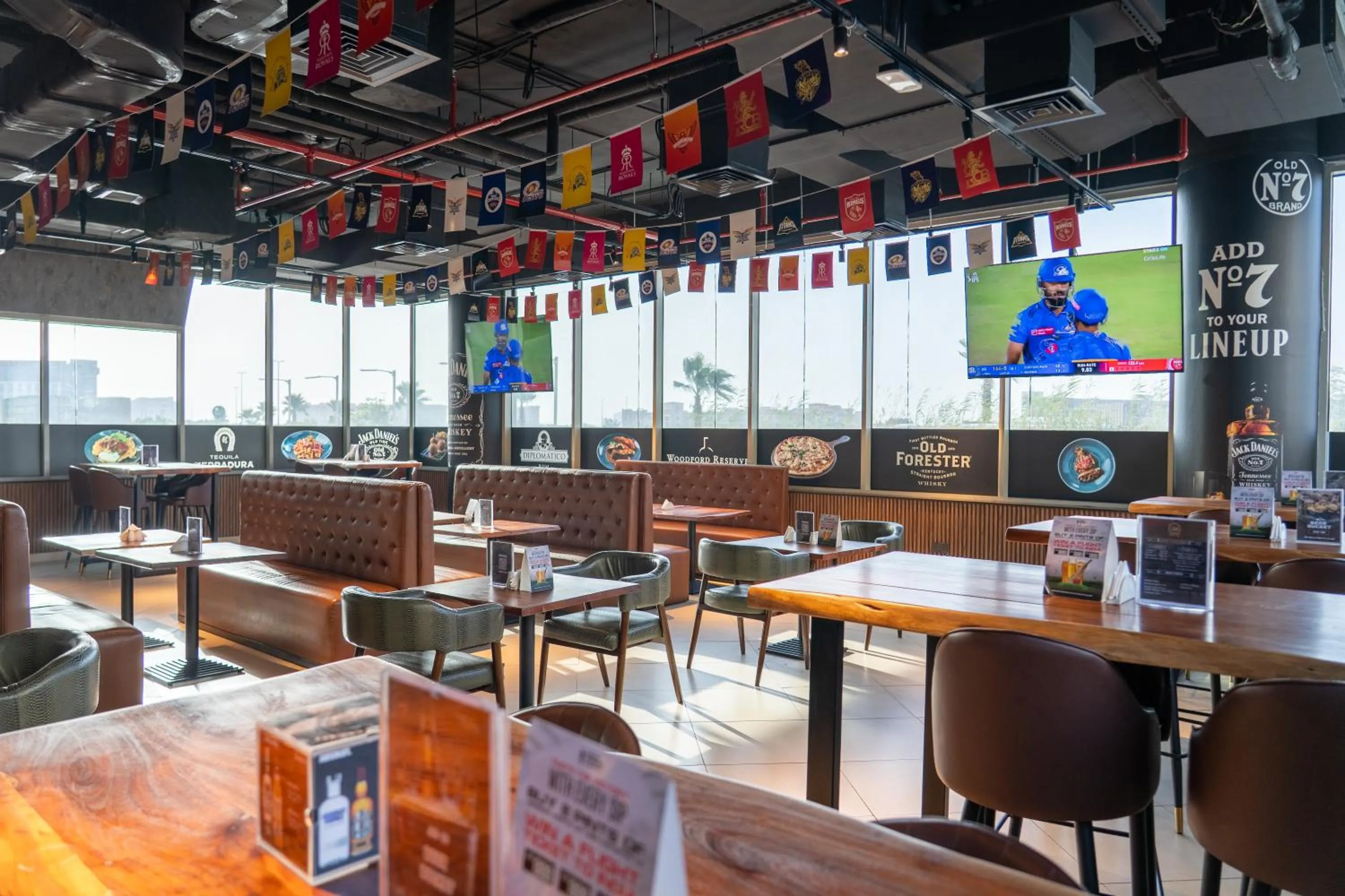 Restaurant/places to eat in VOGO Grand Hotel Formerly Best Western Plus Hotel Dubai Academic City