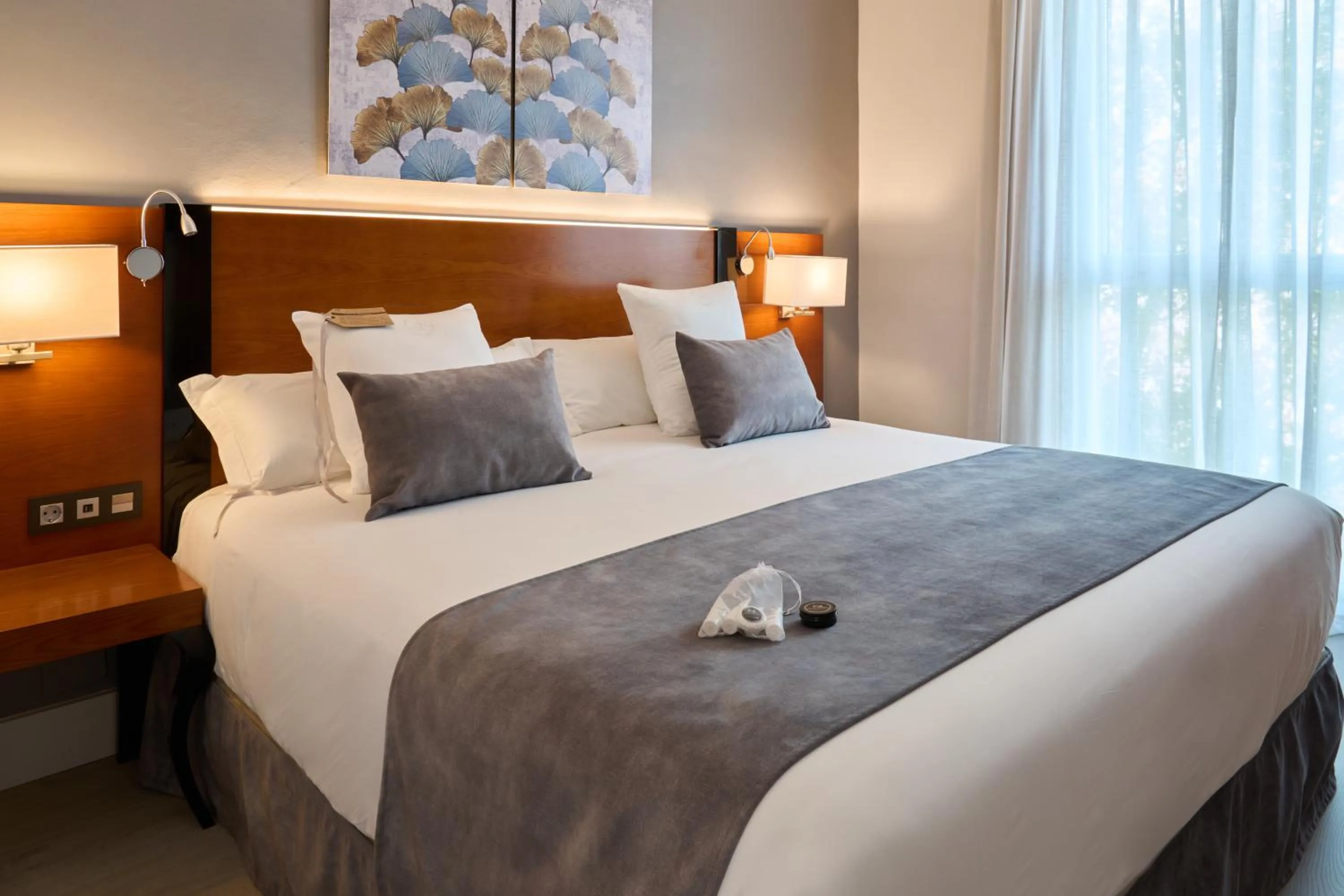 Photo of the whole room, Bed in Hotel Puerta de Toledo