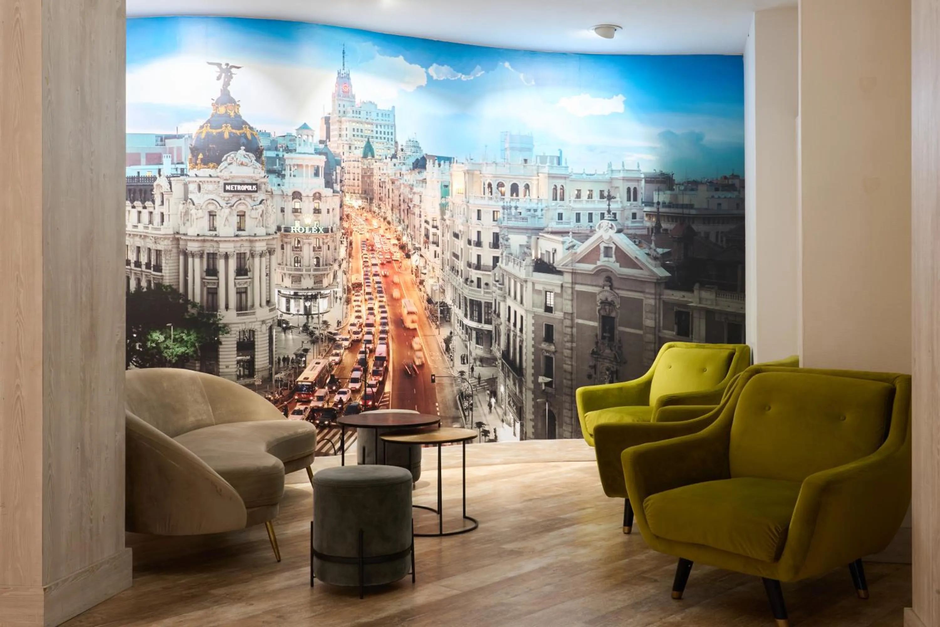 Seating area in Hotel Puerta de Toledo