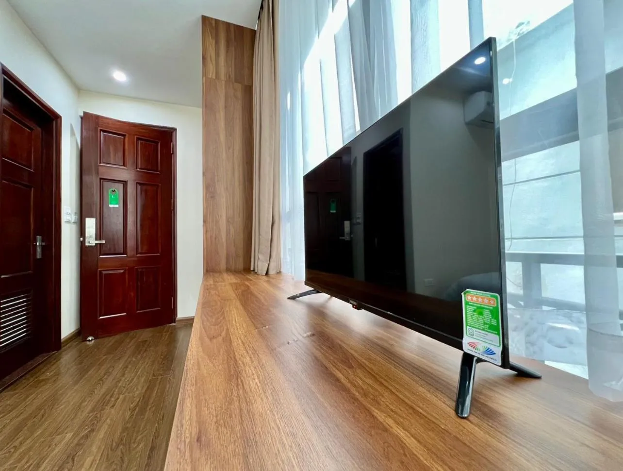 TV and multimedia in Hanvet Boutique Hotel