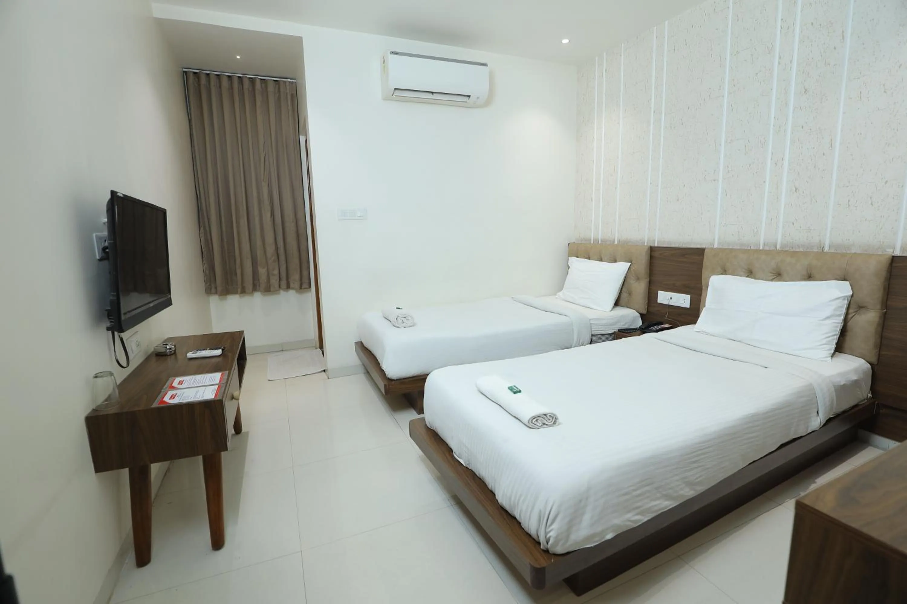 TV and multimedia, Bed in Hotel Sudarshan Palace