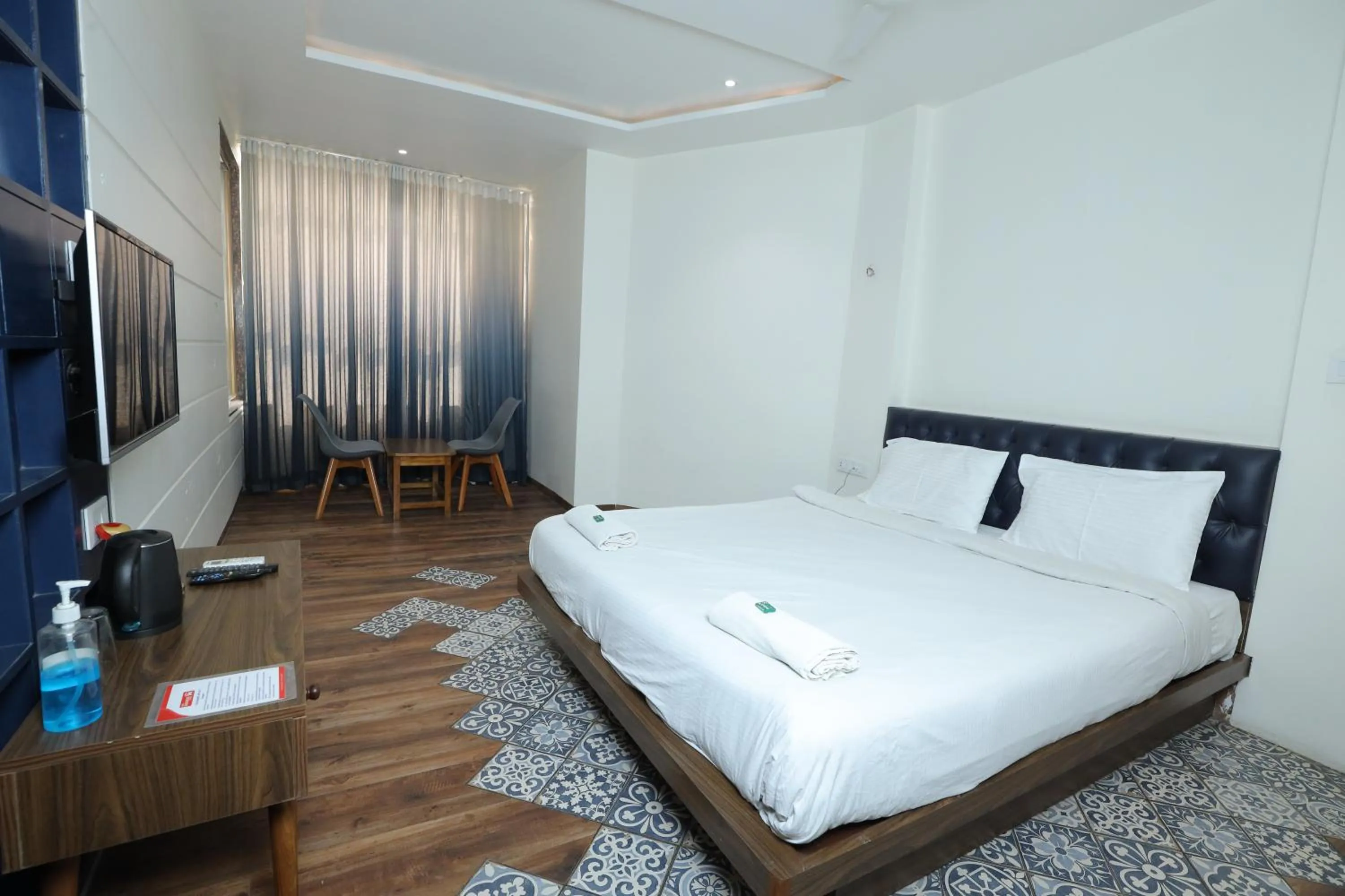 TV and multimedia, Bed in Hotel Sudarshan Palace