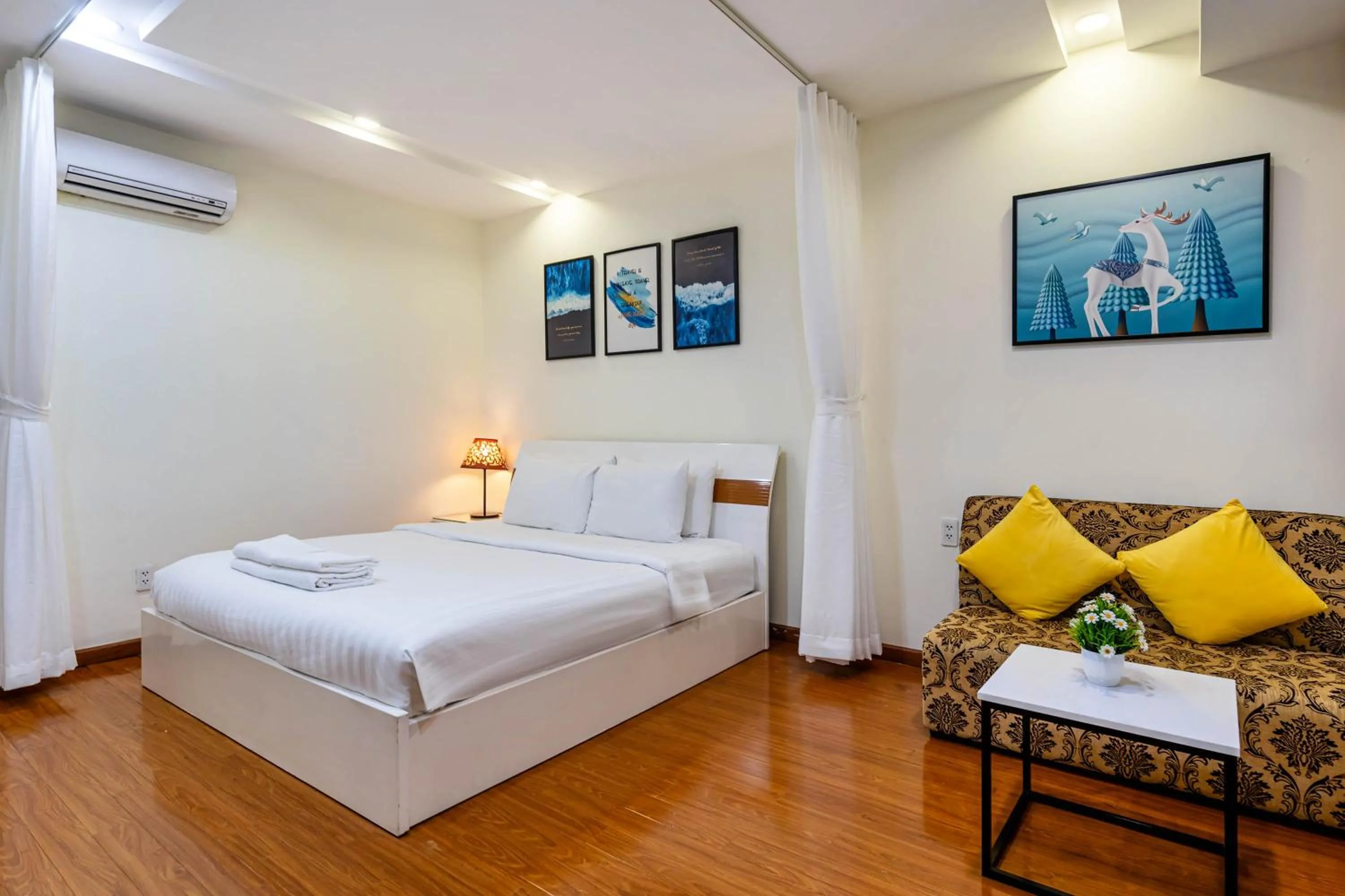 Bed in WE HOME Japan Town