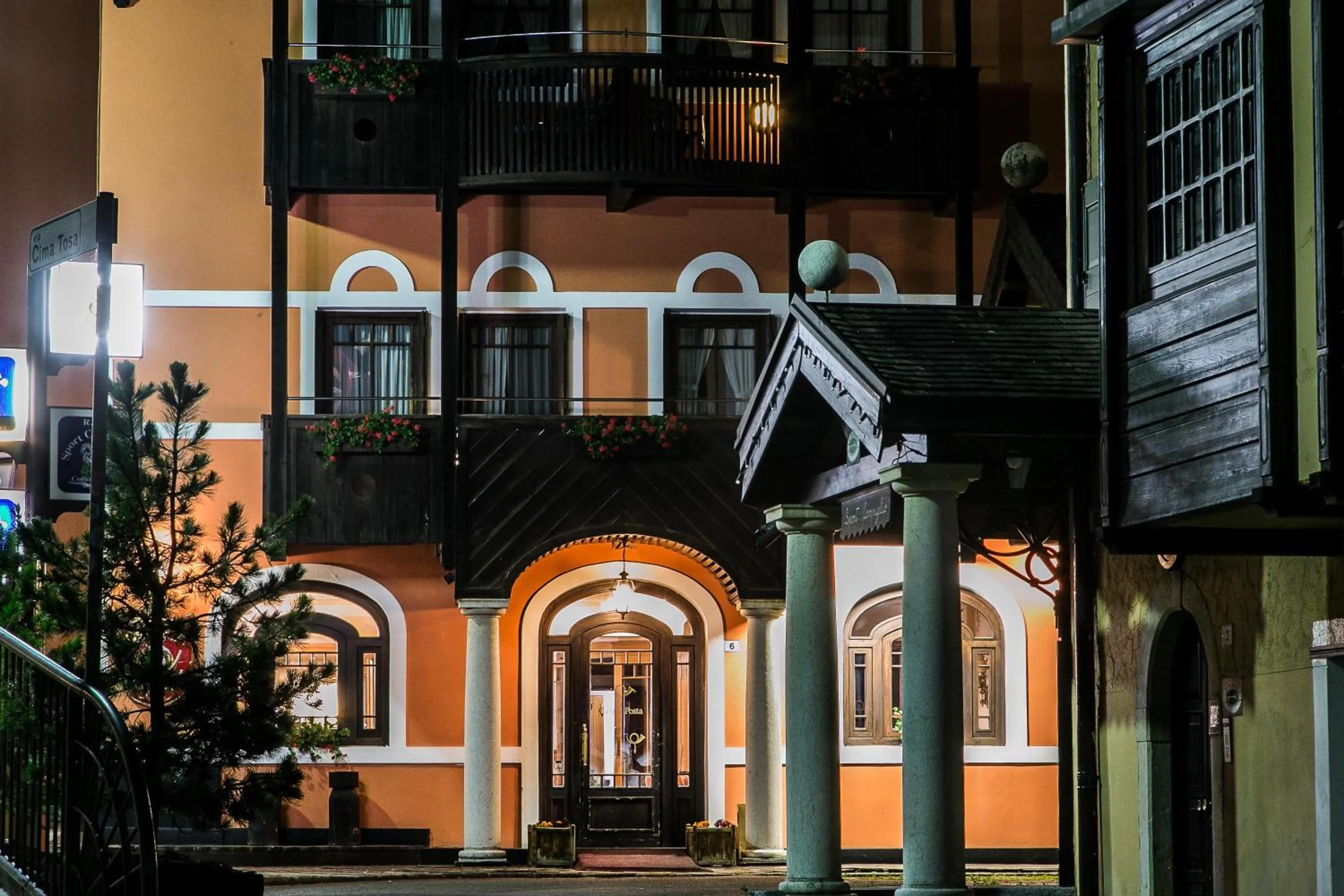 Facade/entrance in Hotel Posta R.T.A.