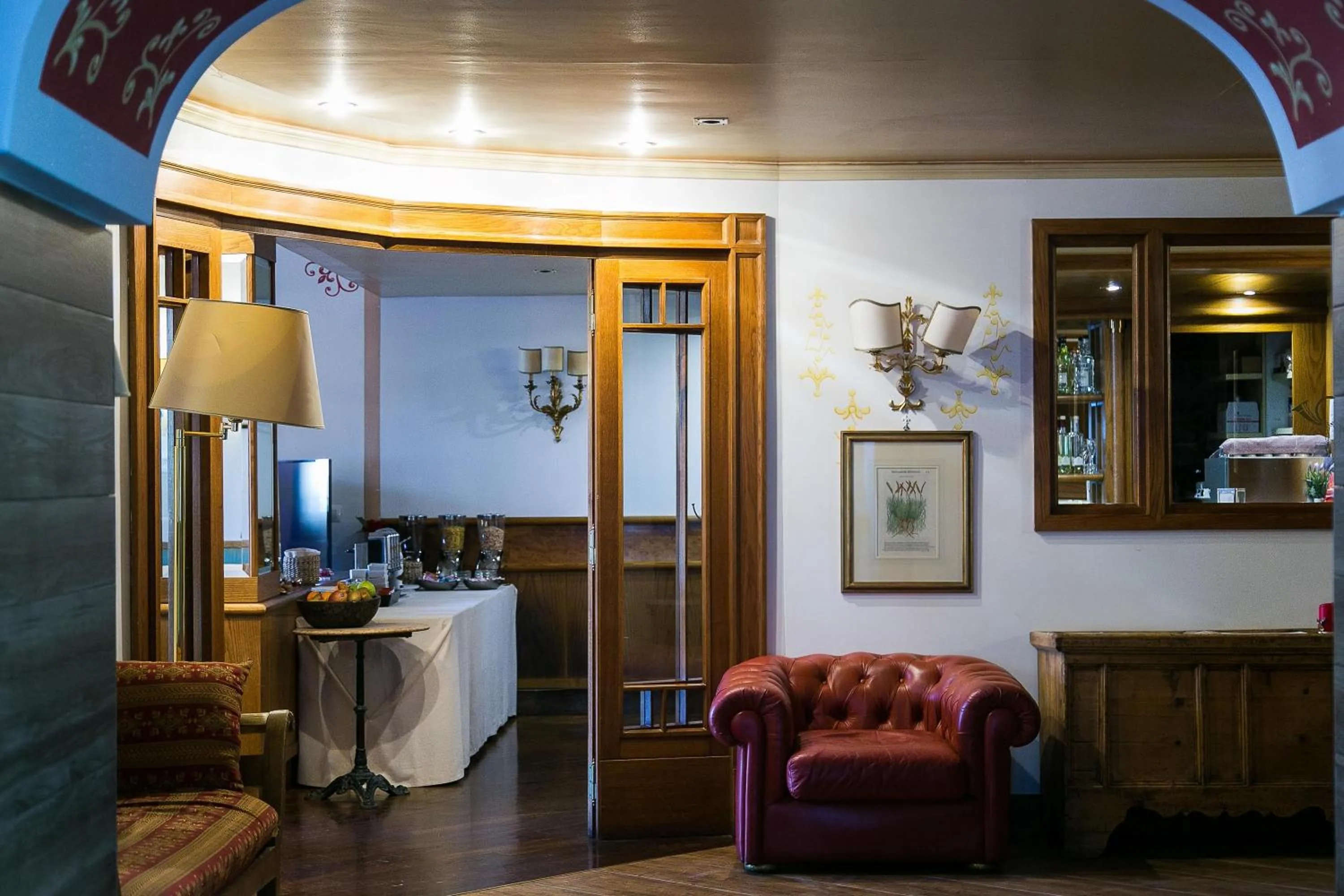 Communal lounge/ TV room in Hotel Posta R.T.A.